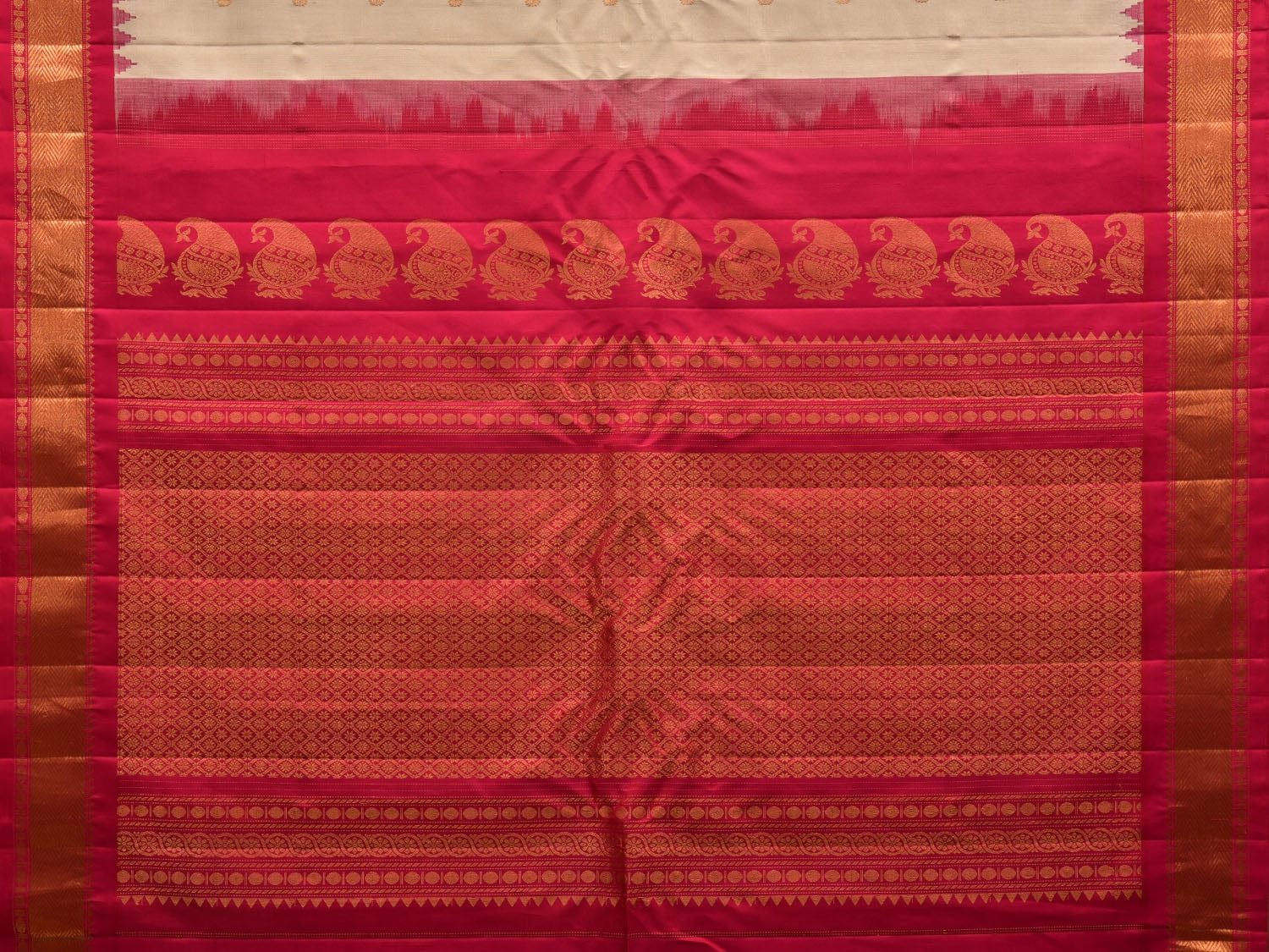 Cream and Pink Gadwal Silk Handloom Saree with Mango Pallu and Temple Border Design g0311