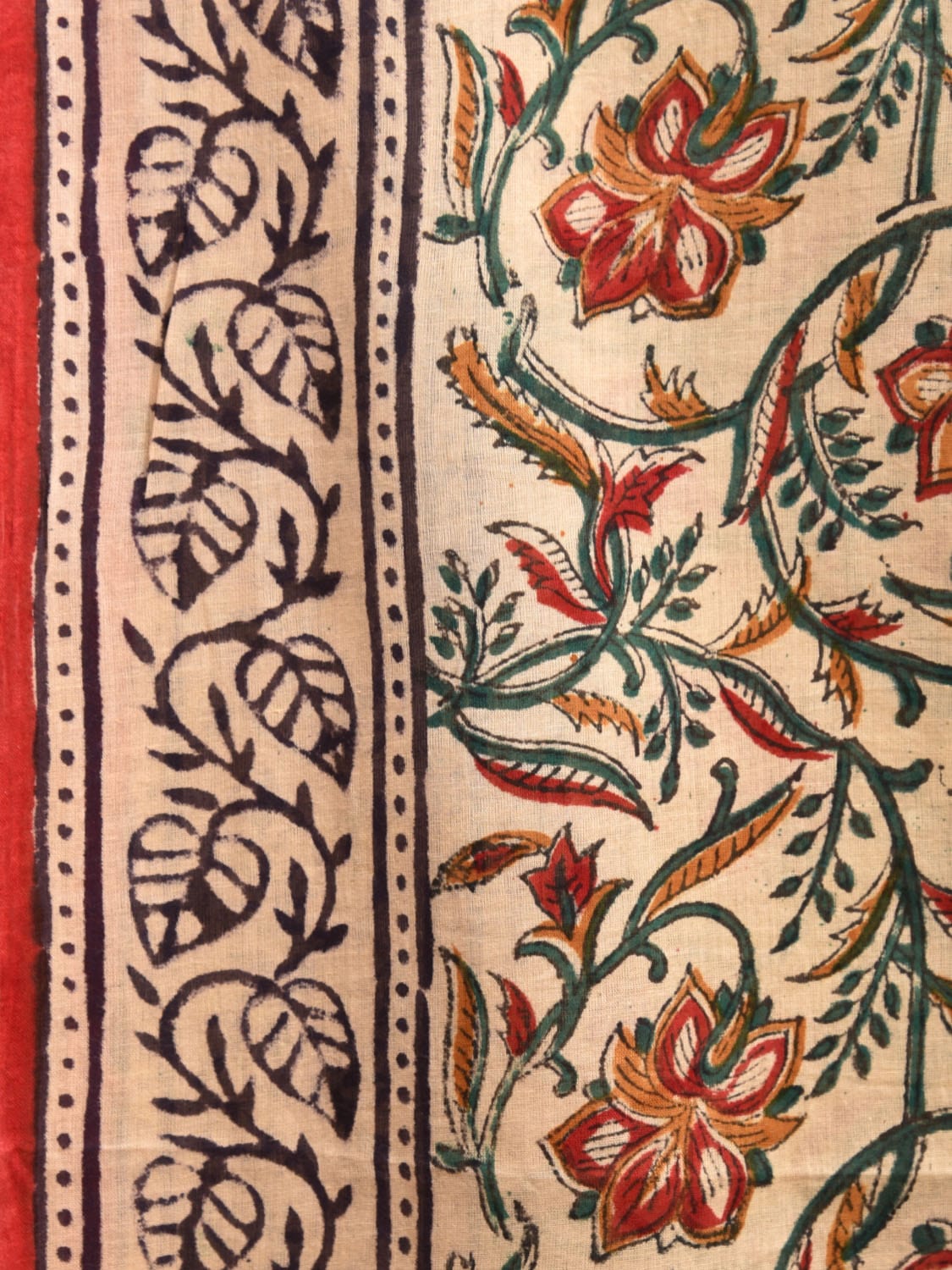 Cream and Red Block Print Cotton Saree with Floral Body and Border Design o0542