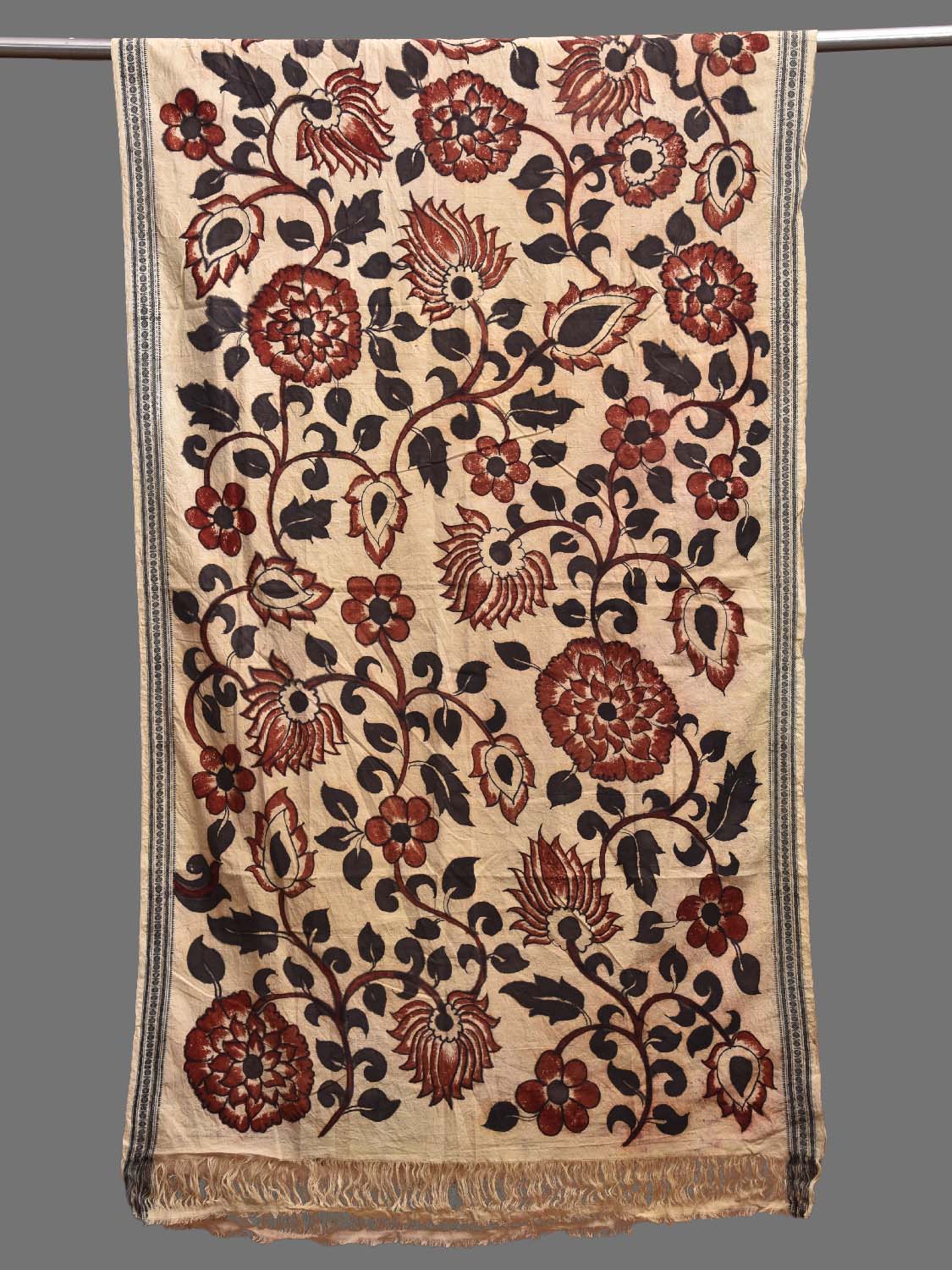 Cream and Red Kalamkari Hand Painted Cotton Handloom Dupatta with Floral Design ds3878