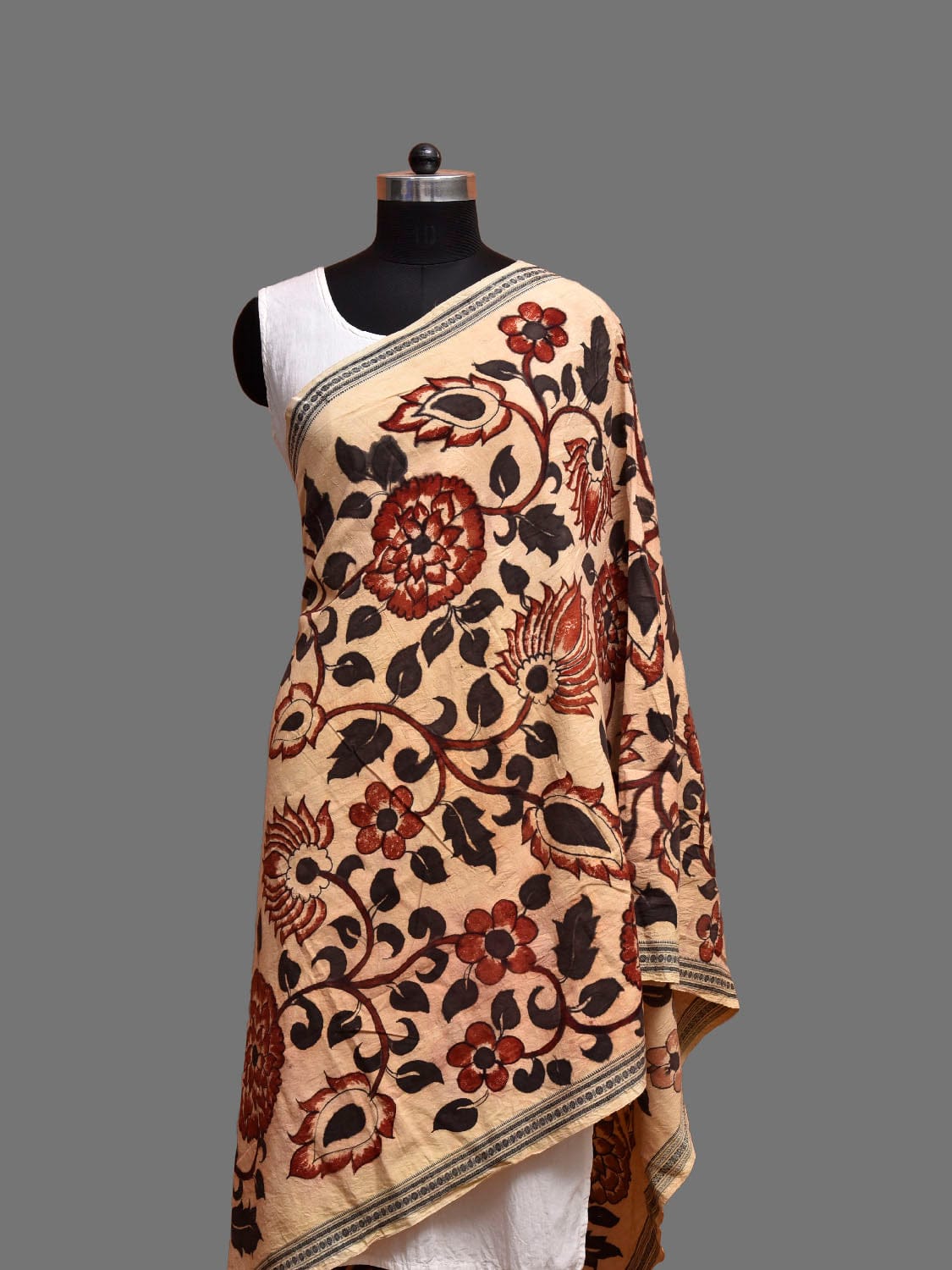 Cream and Red Kalamkari Hand Painted Cotton Handloom Dupatta with Floral Design ds3878