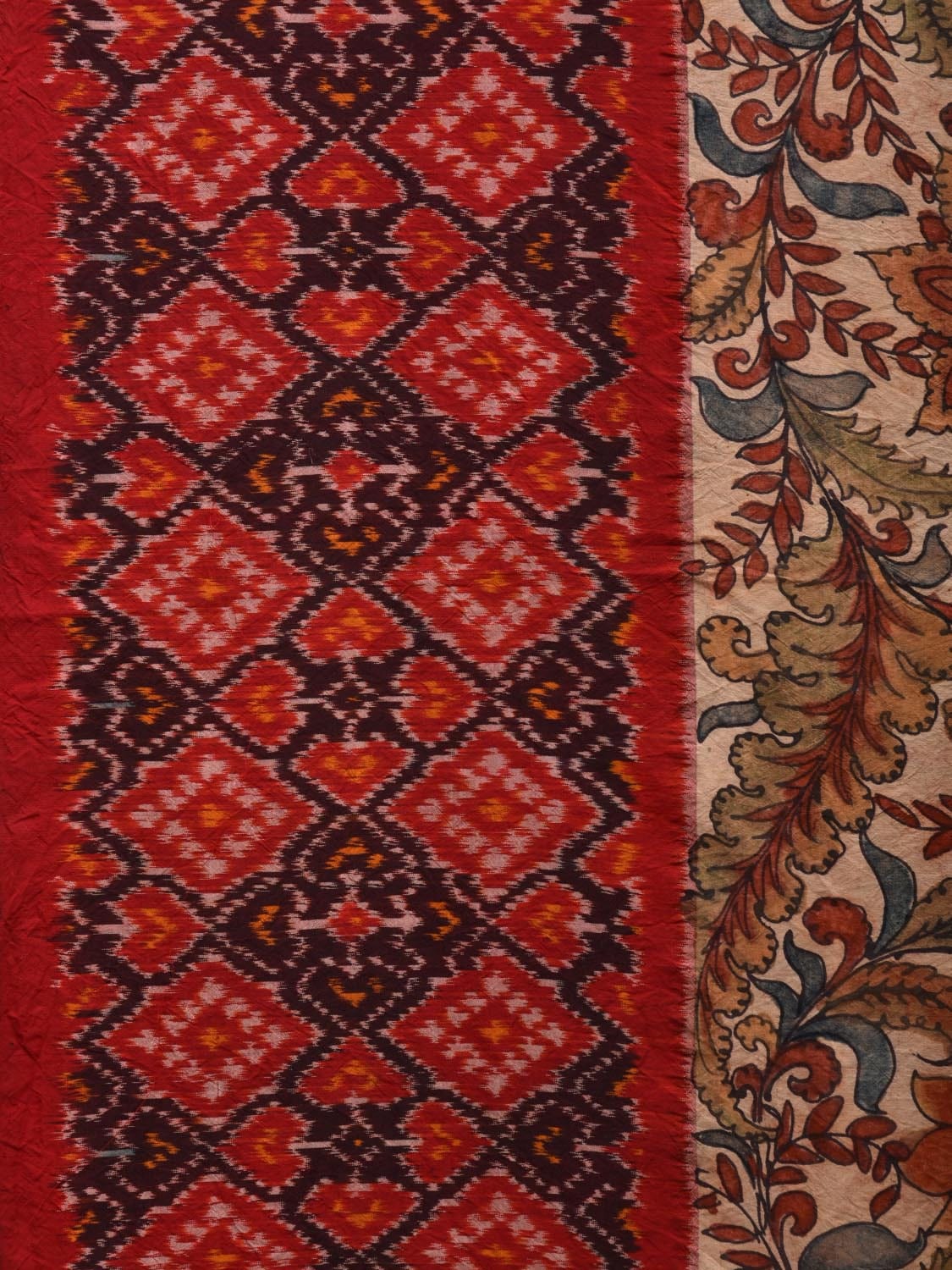 Cream and Red Kalamkari Hand Painted Ikat Silk Handloom Saree with Floral and Border Design KL0620