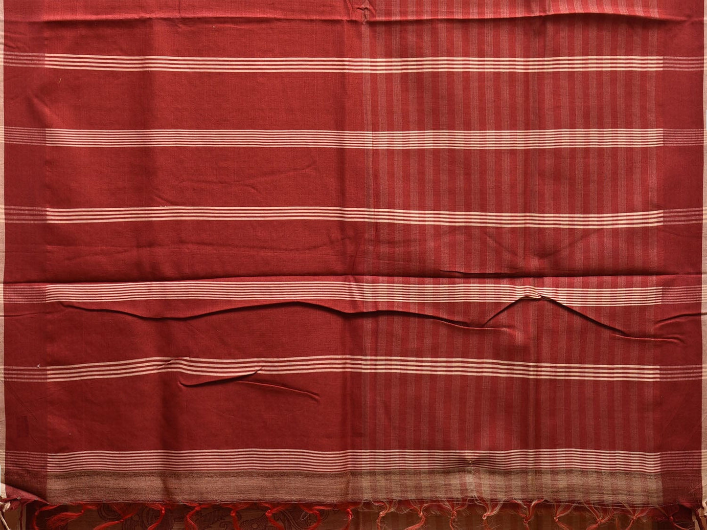 Cream and Red Tussar Saree with Strips Body and Pallu Design o0550