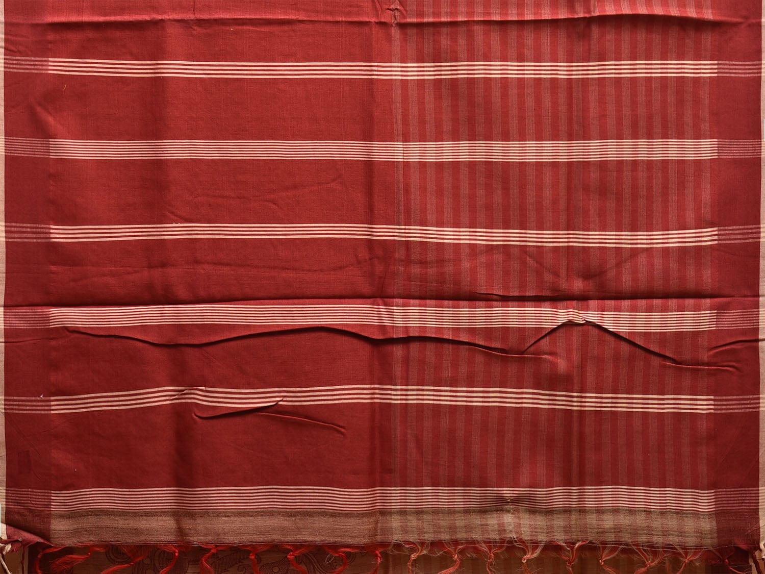 Cream and Red Tussar Saree with Strips Body and Pallu Design o0550