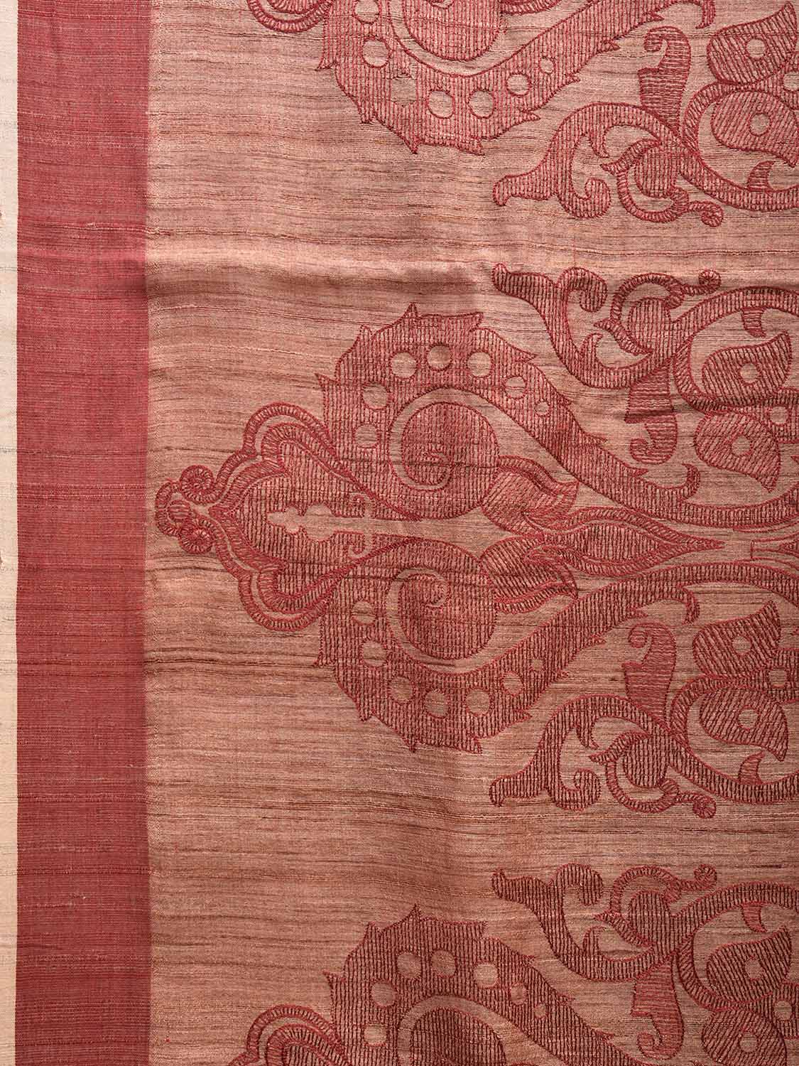 Cream and Red Tussar Saree with Strips Body and Pallu Design o0550