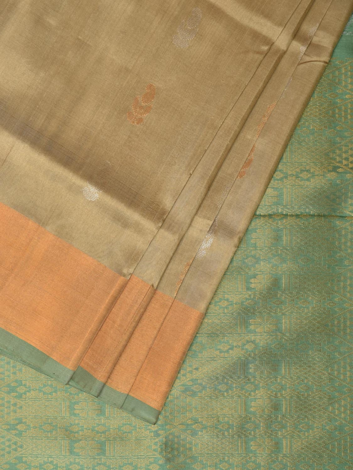 Cream and Sea Green Uppada Silk Handloom Saree with Buta and Pallu Design u2081