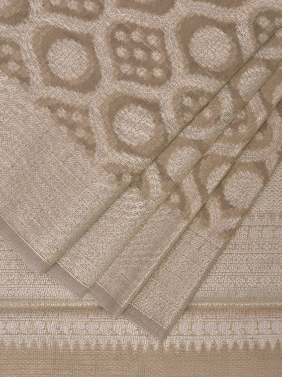 Cream Dhakai Jamdani Cotton Viscose Saree with All Over Grill Design dj0071