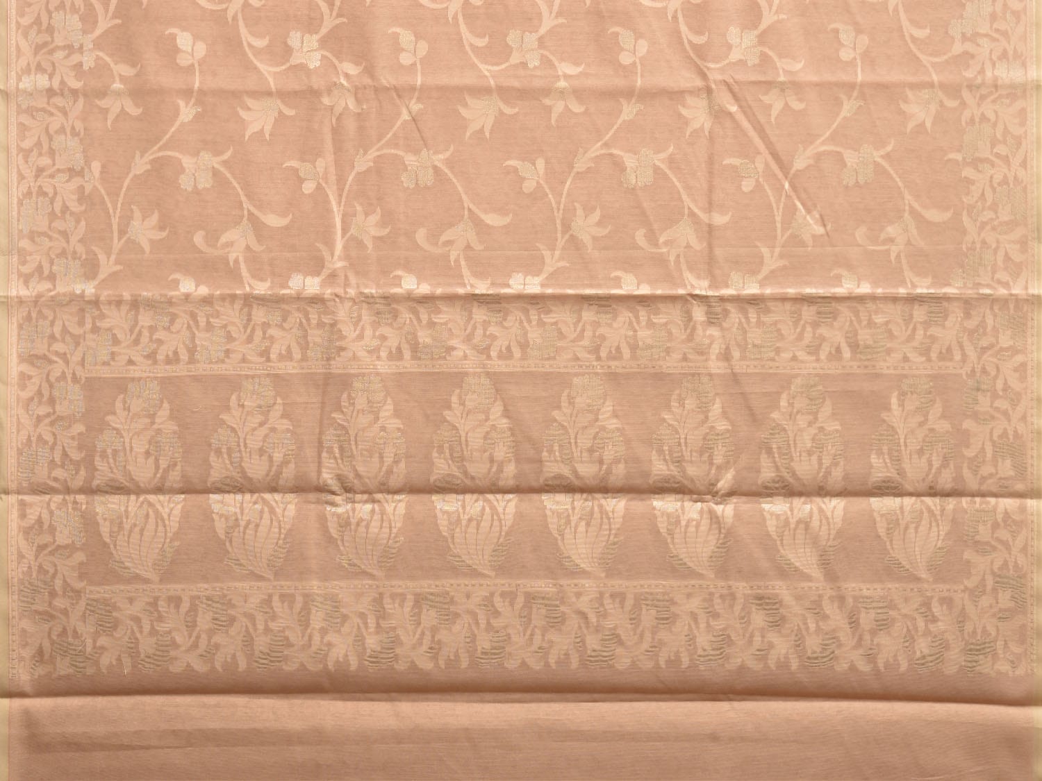 Cream Dhakai Jamdani Cotton Viscose Saree with Floral Border and Pallu Design dj0251