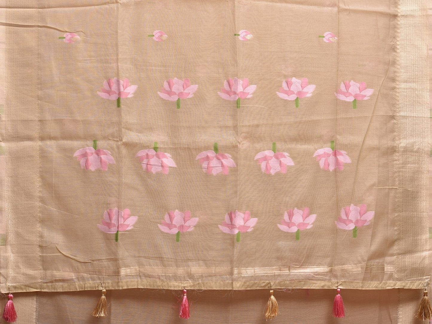 Cream Dhakai Jamdani Cotton Viscose Saree with Flower Buta and Pallu Design dj0057