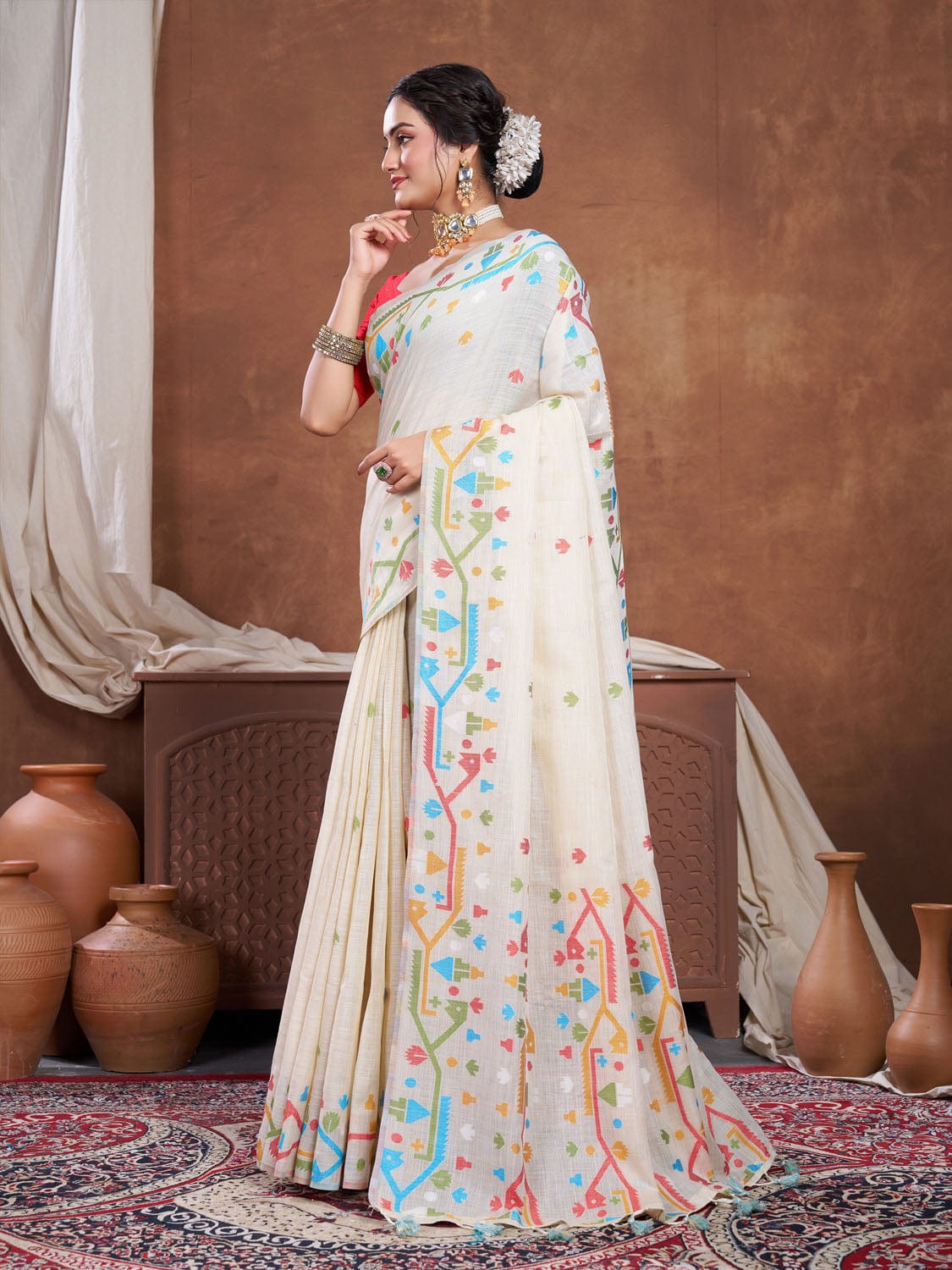 Cream Dhakai Jamdani Cotton Viscose Saree with Geometric Border and Pallu Design dj0100