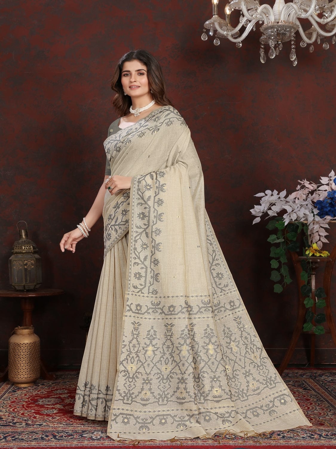 Cream Dhakai Jamdani Cotton Viscose Saree with Pallu and Border Design dj0117