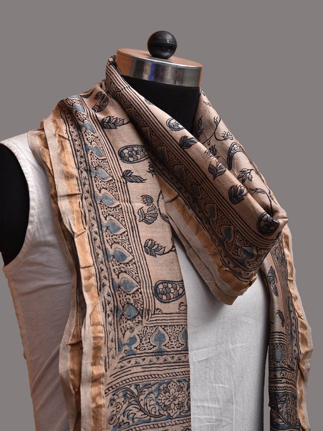 Cream Kalamkari Block Print Cotton Silk Dupatta with Floral Design ds3759