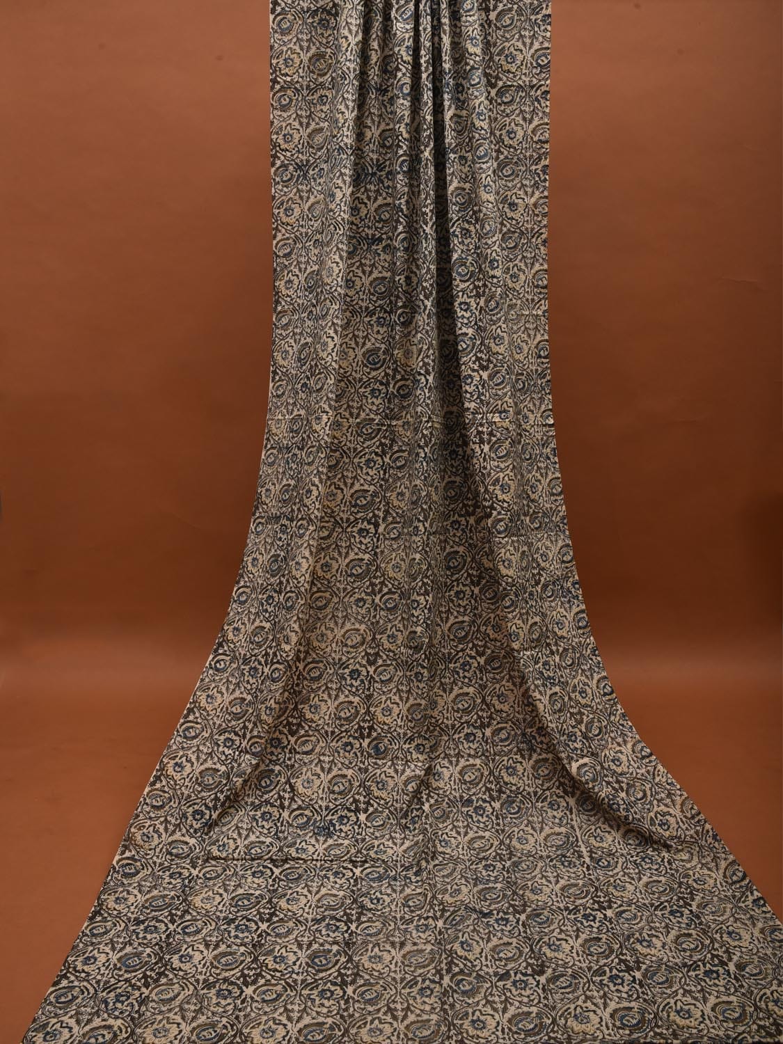 Cream Kalamkari Hand Block Printed Cotton Natural Dye 2.5mts Fabric with Flowers and Leaves Design f0199