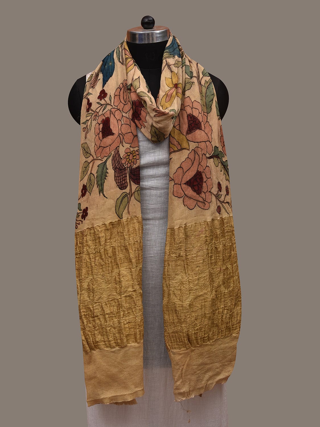 Cream Kalamkari Hand Painted Chiffon Dupatta with Floral and Peacocks Design ds2921