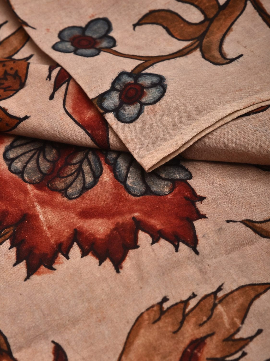 Cream Kalamkari Hand Painted Cotton Handloom 3mts Fabric with Floral Design f0210