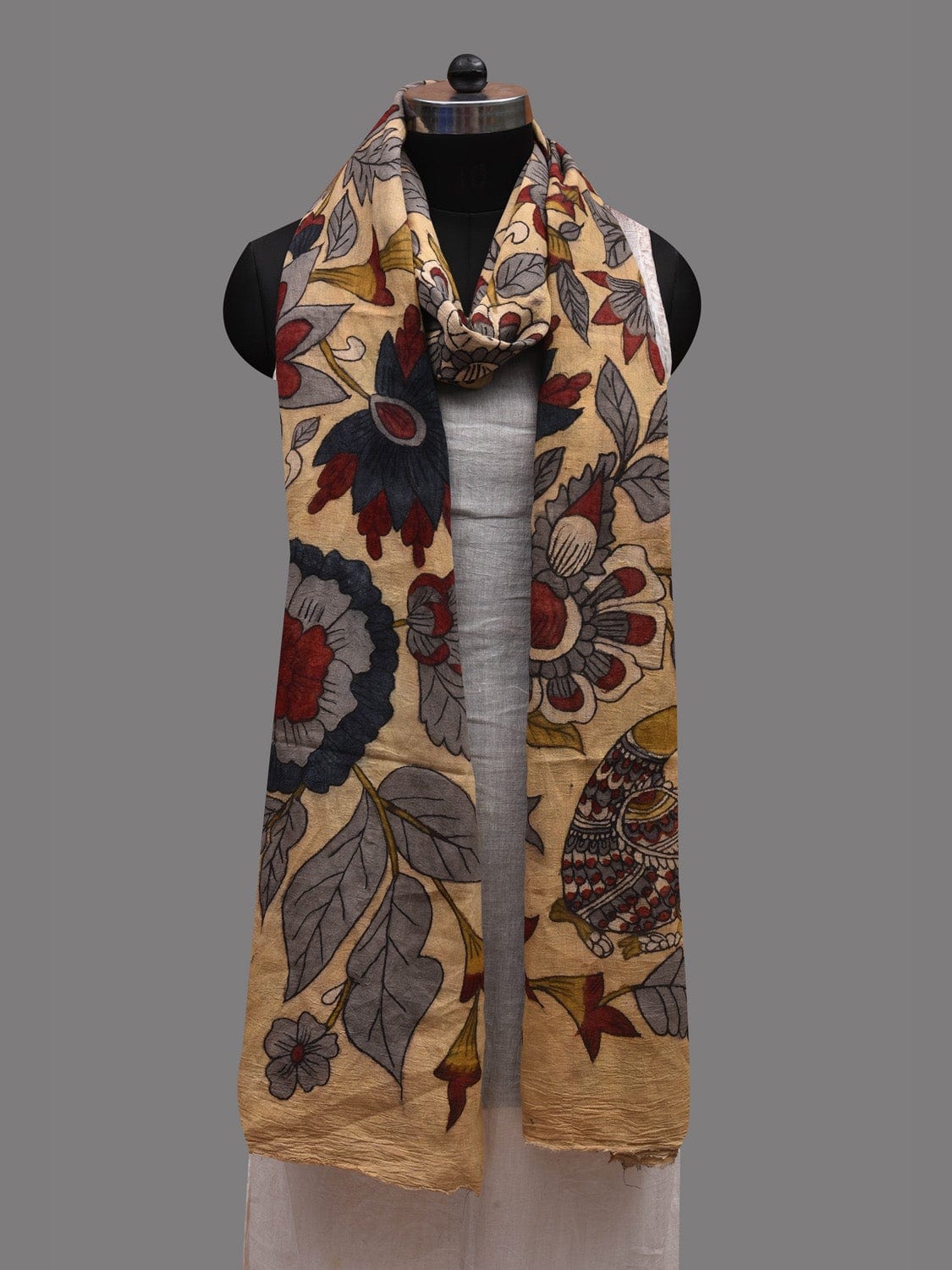 Cream Kalamkari Hand Painted Cotton Handloom Dupatta with Floral and Peacock Design ds2608