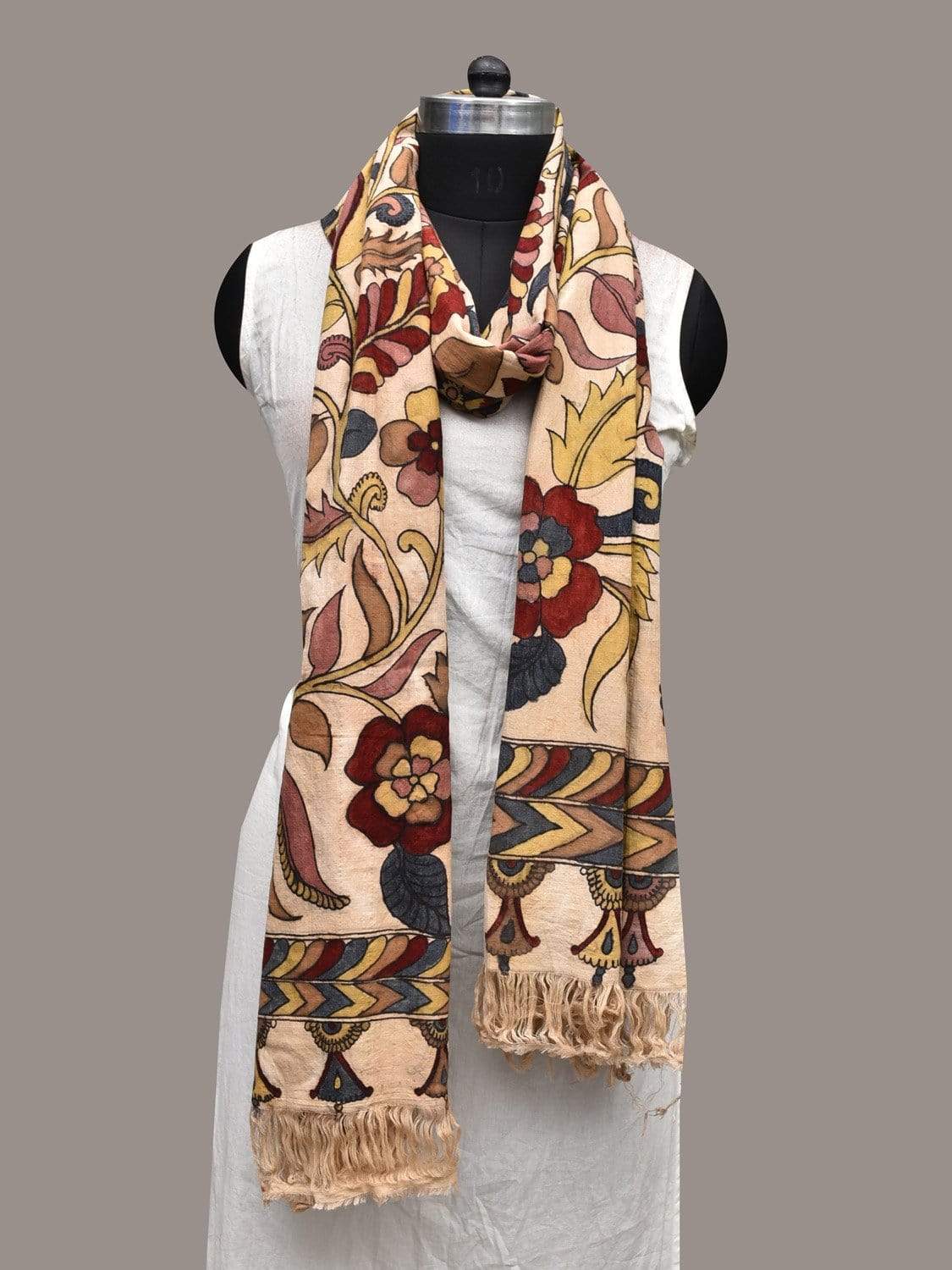 Cream Kalamkari Hand Painted Cotton Handloom Dupatta with Floral Design ds2359