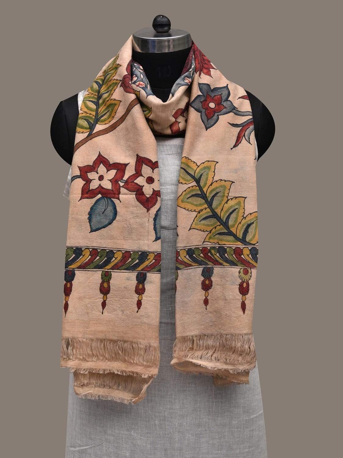 Cream Kalamkari Hand Painted Cotton Handloom Dupatta with Floral Design ds2550