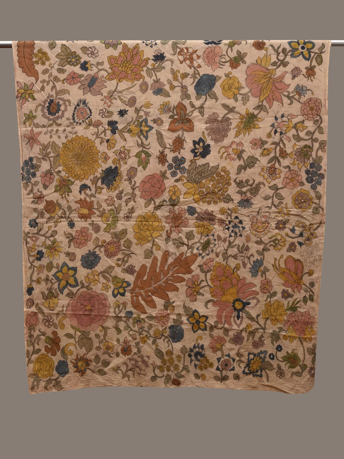 Cream Kalamkari Hand Painted Cotton Handloom Dupatta with Floral Design ds2733