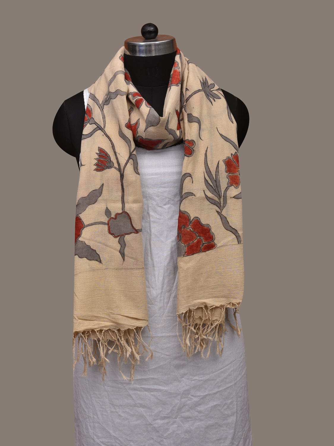 Cream Kalamkari Hand Painted Cotton Handloom Dupatta with Floral Design ds3057