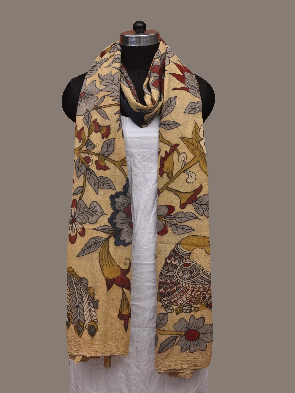 Cream Kalamkari Hand Painted Cotton Handloom Dupatta with Floral Design ds3059