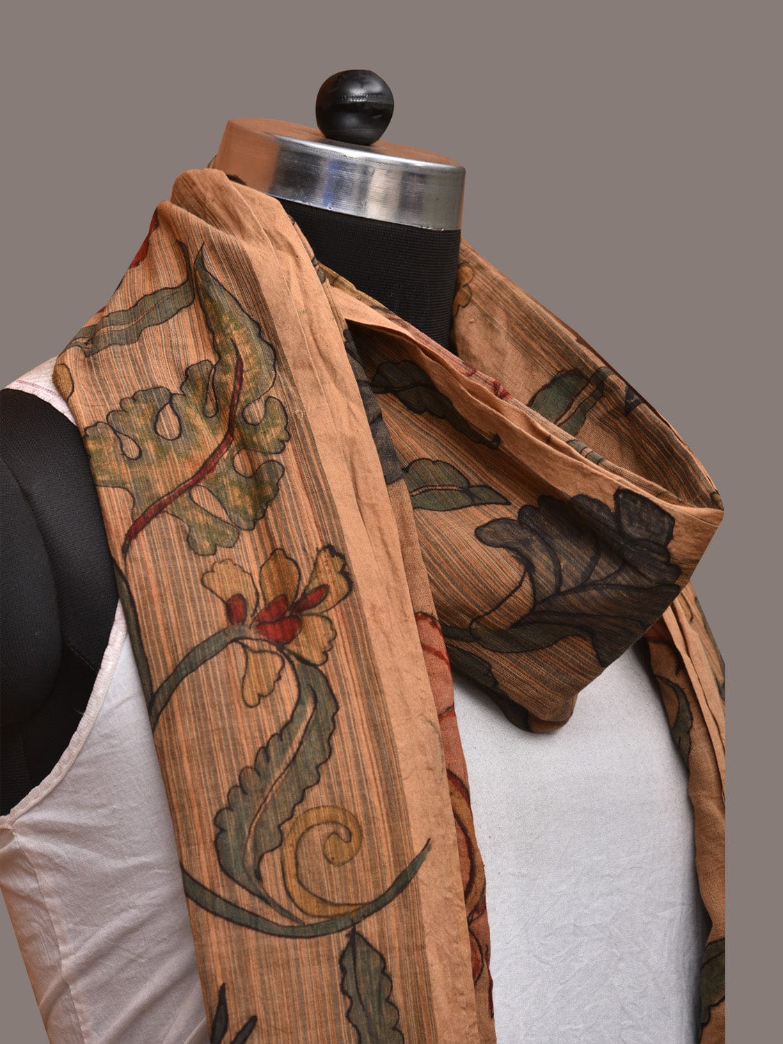 Cream Kalamkari Hand Painted Cotton Handloom Dupatta with Floral Design ds3504