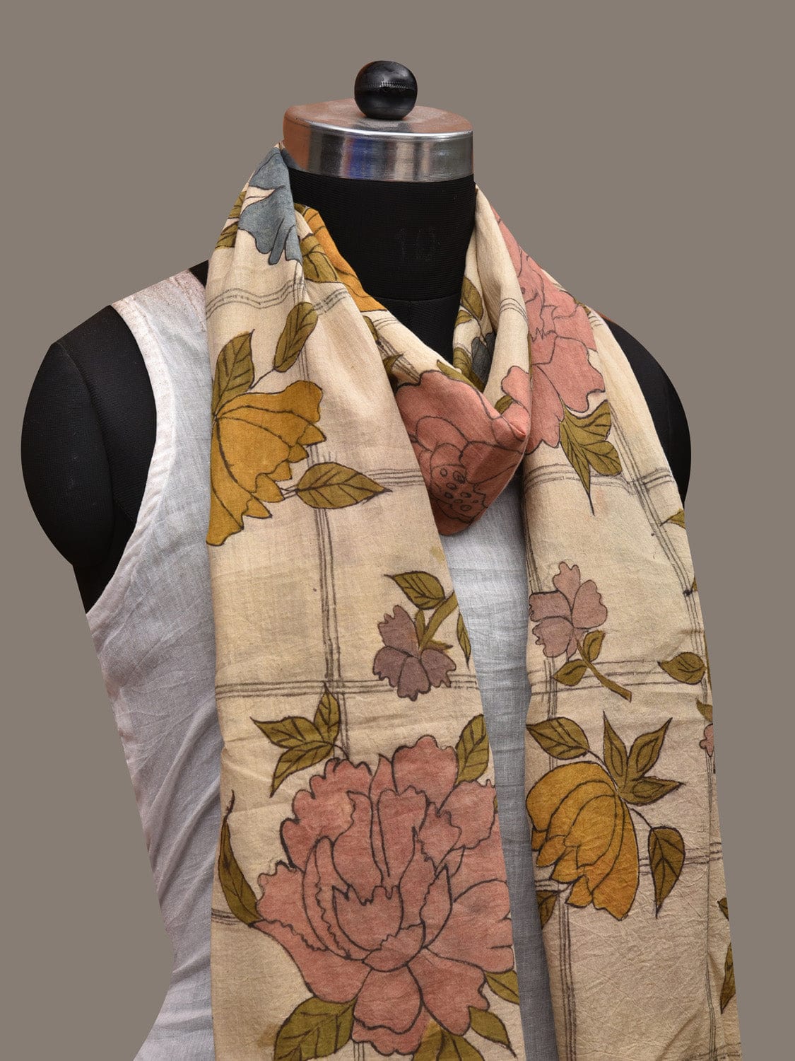 Cream Kalamkari Hand Painted Cotton Handloom Stole with Floral and Checks Design ds2757