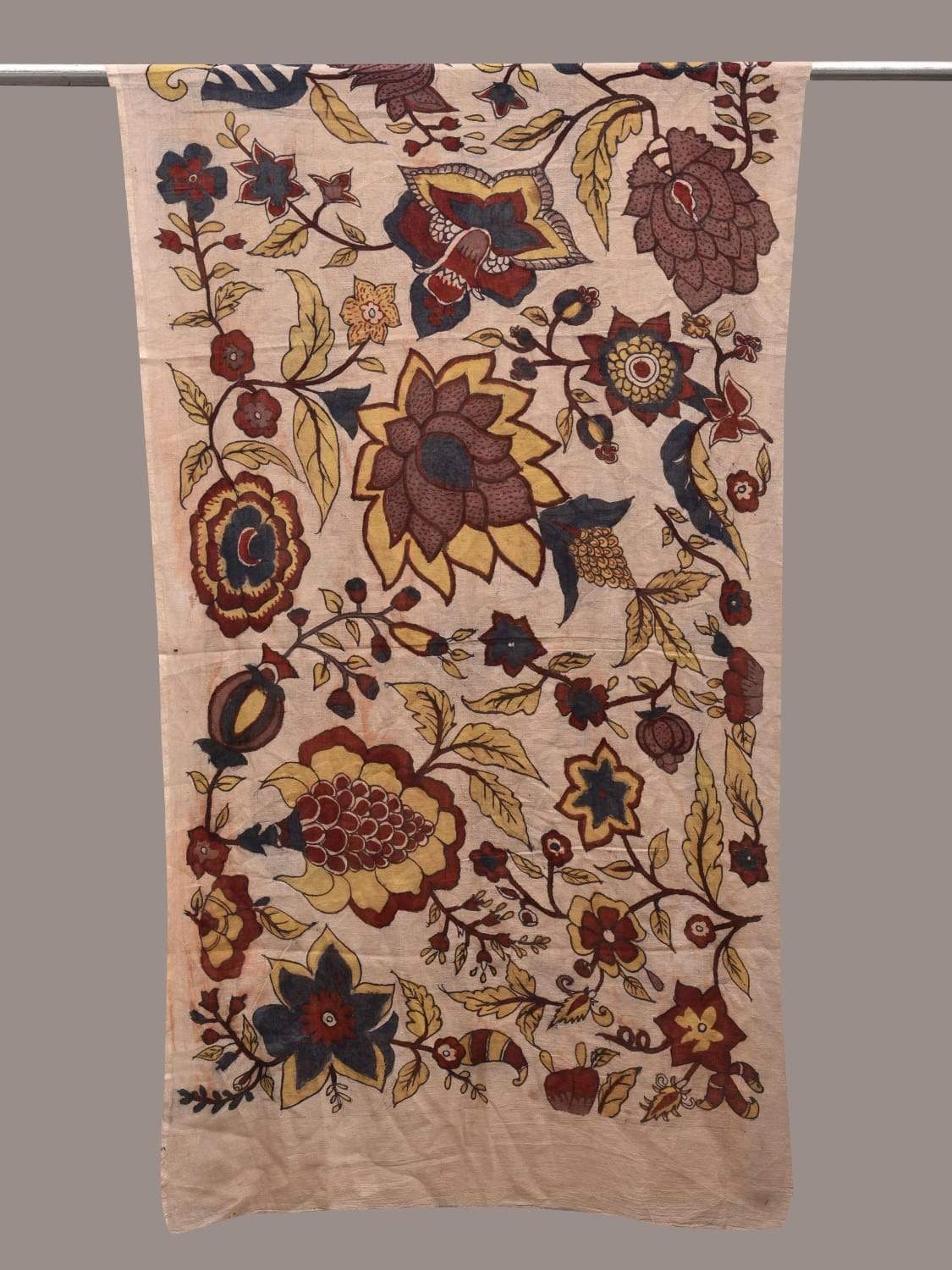 Cream Kalamkari Hand Painted Cotton Handloom Stole with Floral Design ds2530