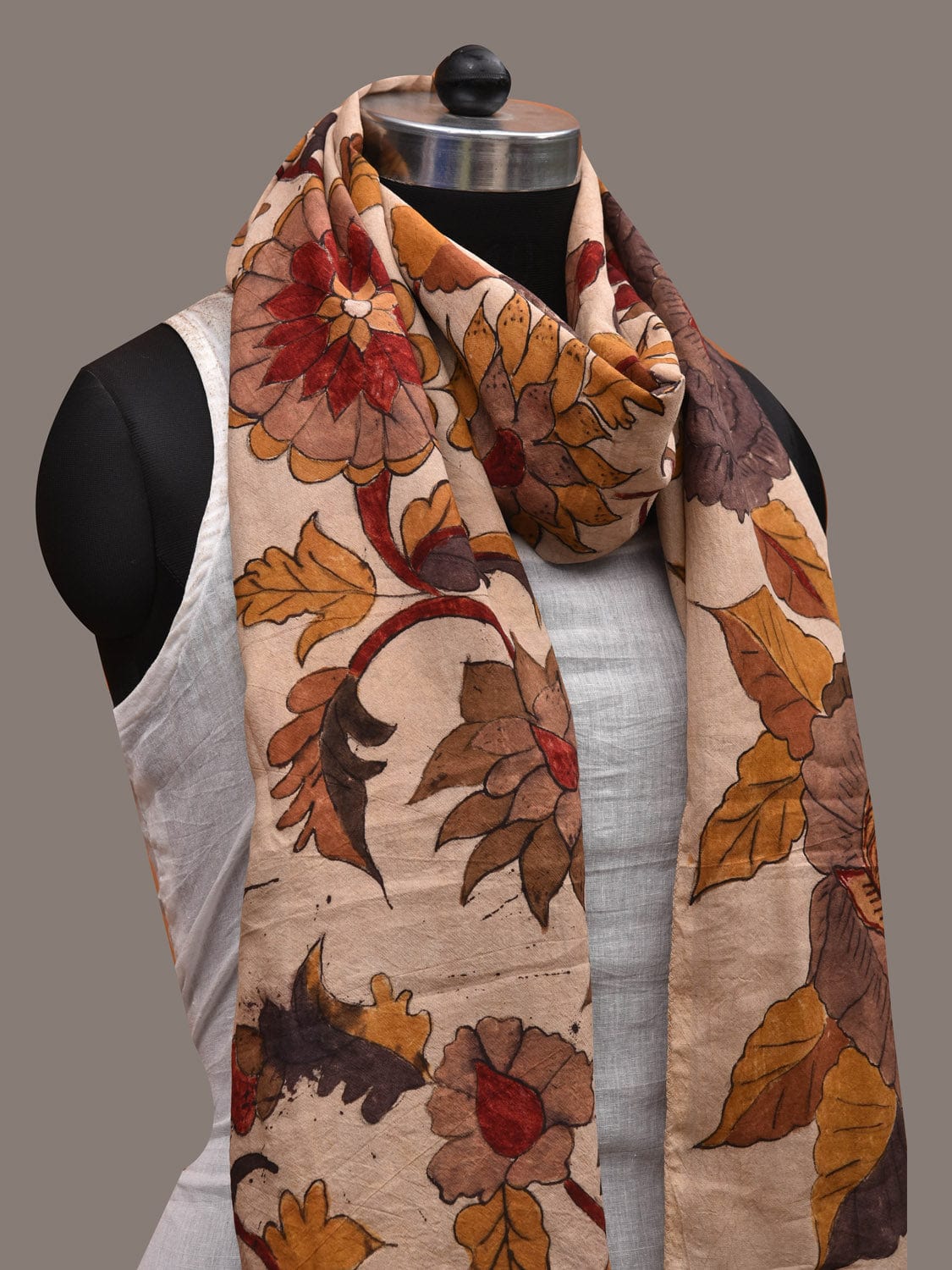 Cream Kalamkari Hand Painted Cotton Handloom Stole with Floral Design ds2804