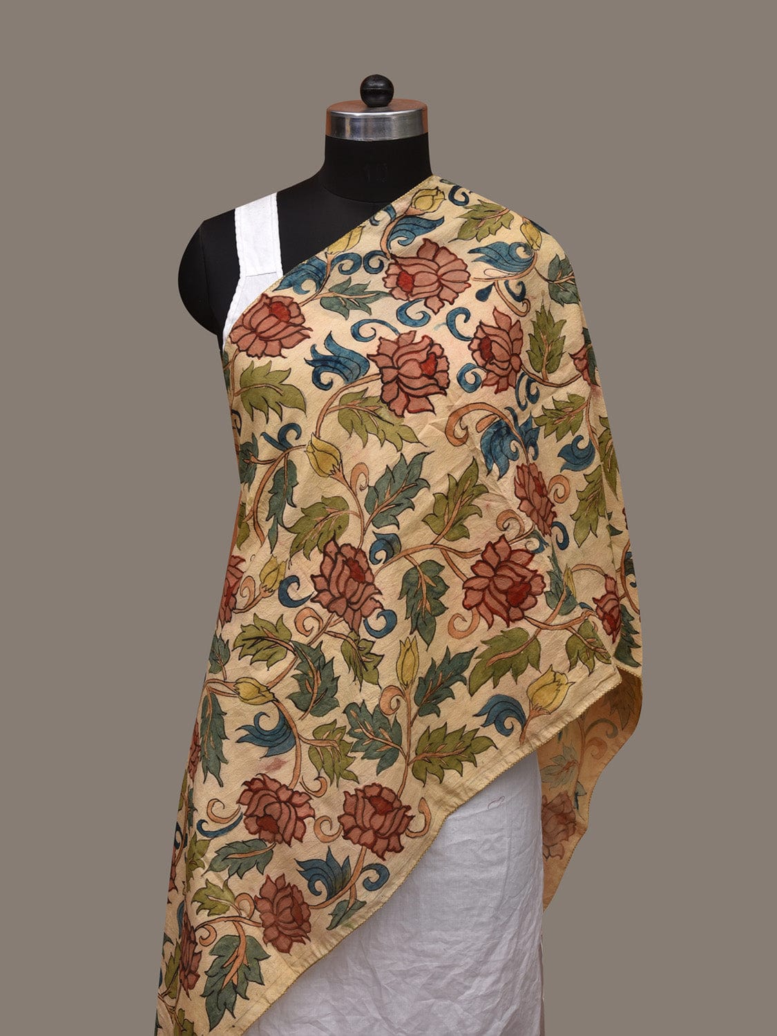 Cream Kalamkari Hand Painted Cotton Handloom Stole with Lotus Flowers Design ds3050