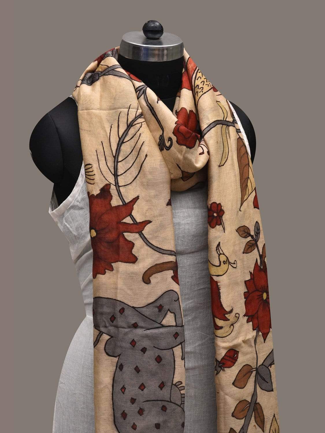 Cream Kalamkari Hand Painted Cotton Silk Handloom Dupatta with Deer and Floral Design ds2541