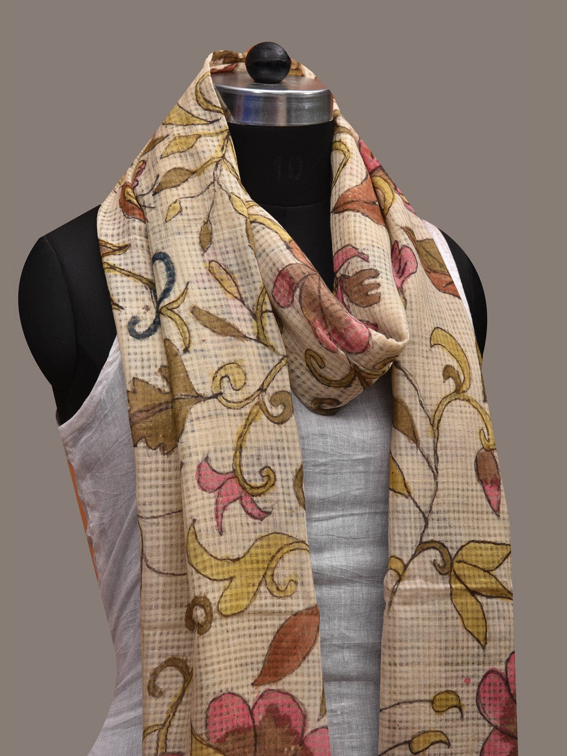 Cream Kalamkari Hand Painted Cotton Silk Handloom Dupatta with Floral Design ds2677