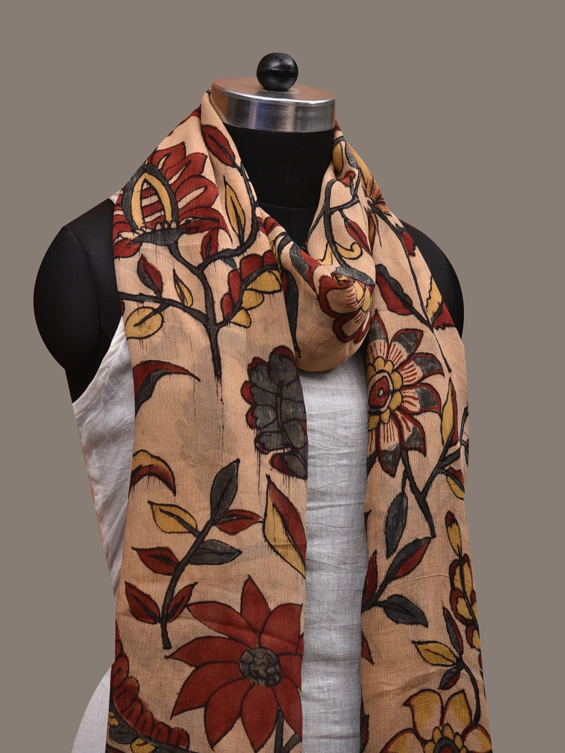 Cream Kalamkari Hand Painted Cotton Silk Handloom Dupatta with Floral Design ds2794