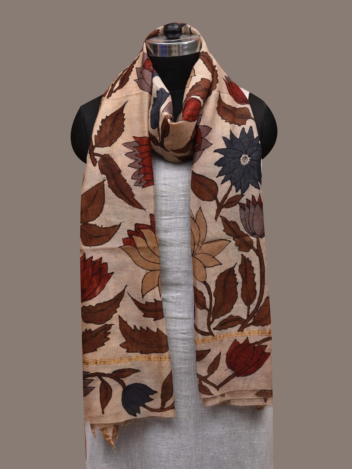 Cream Kalamkari Hand Painted Cotton Silk Handloom Dupatta with Lotus and Peacocks Design ds2753