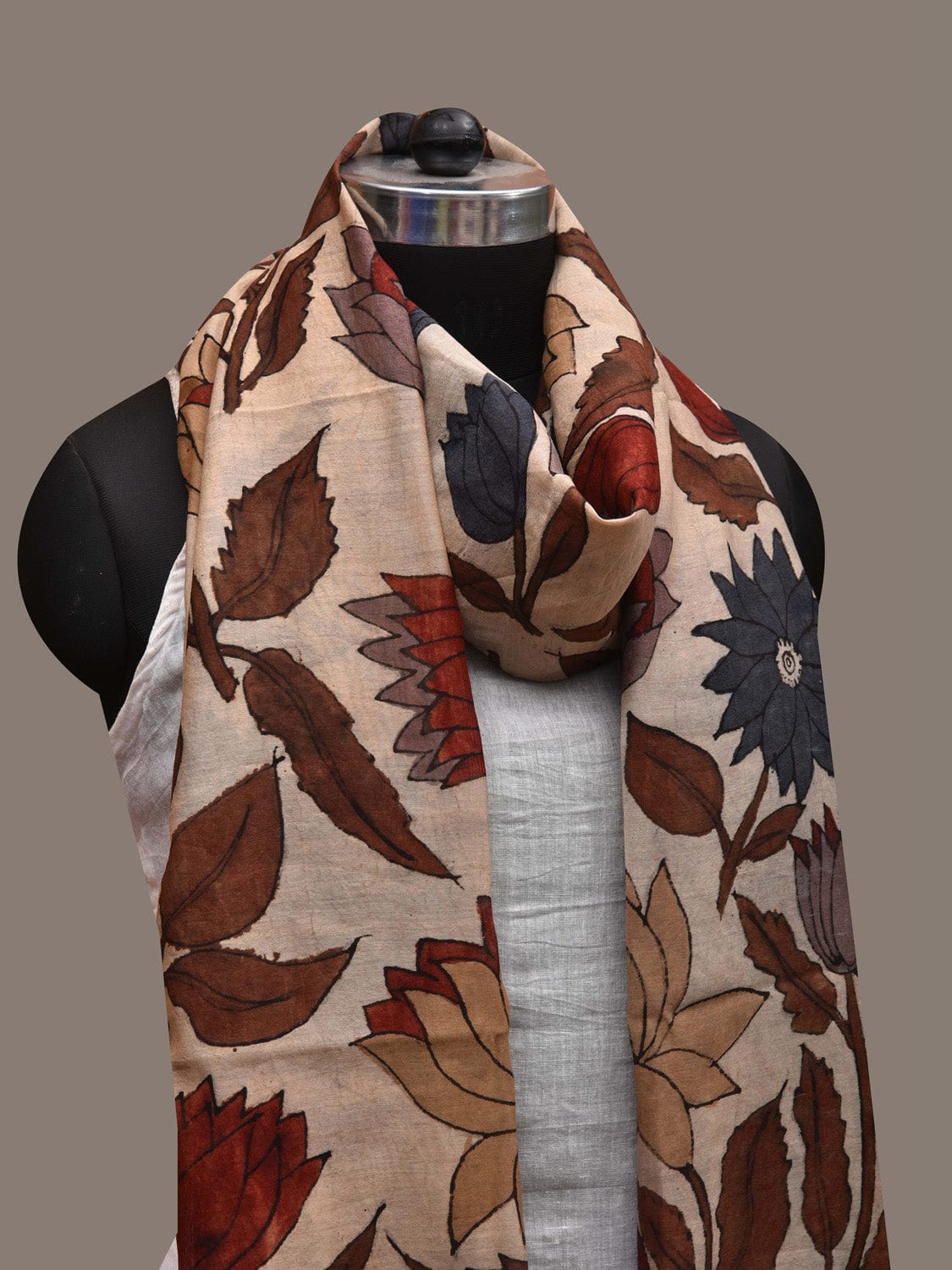 Cream Kalamkari Hand Painted Cotton Silk Handloom Dupatta with Lotus and Peacocks Design ds2753