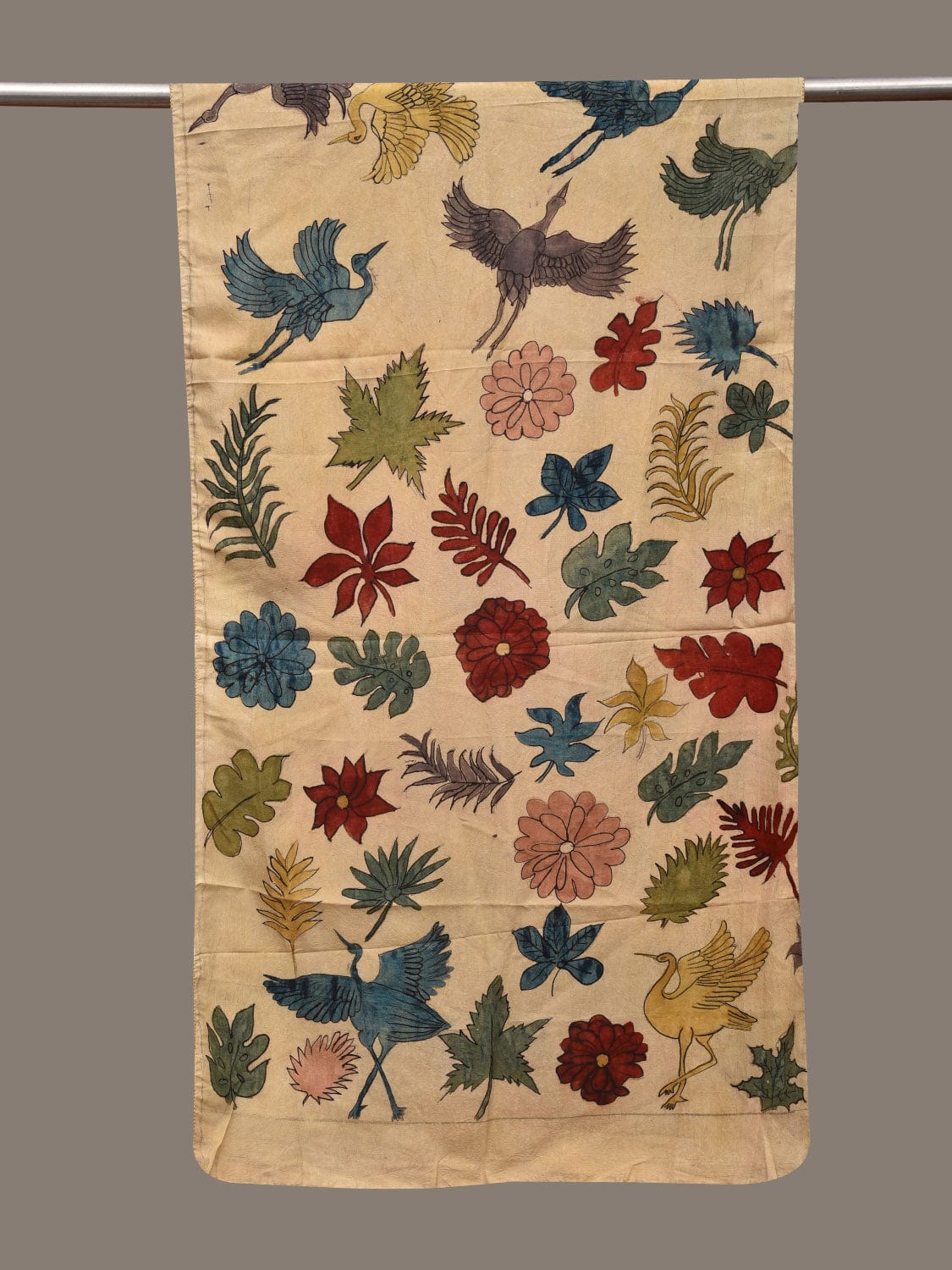 Cream Kalamkari Hand Painted Cotton Silk Handloom Stole with Floral and Birds Design ds3031