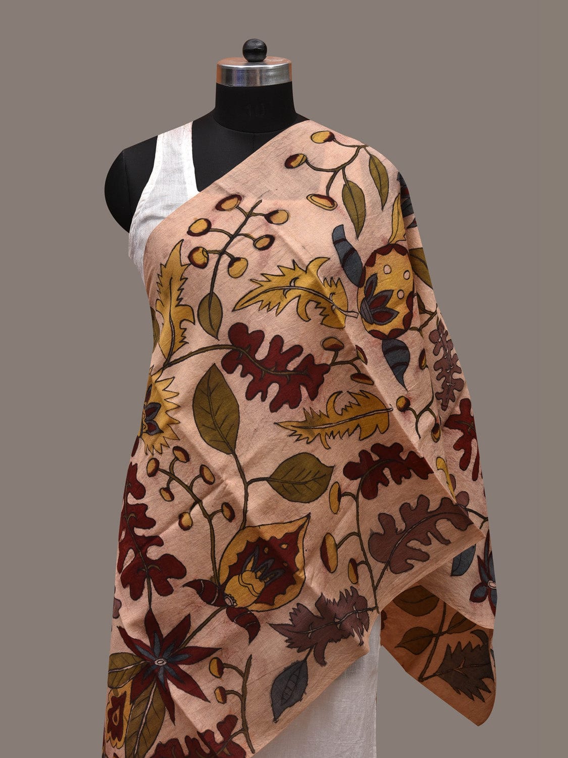 Cream Kalamkari Hand Painted Cotton Silk Handloom Stole with Floral Design ds2709