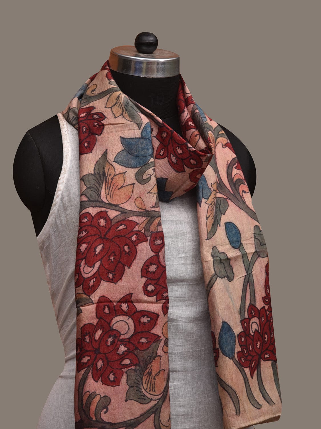 Cream Kalamkari Hand Painted Cotton Silk Handloom Stole with Lotus Flowers Design ds3011