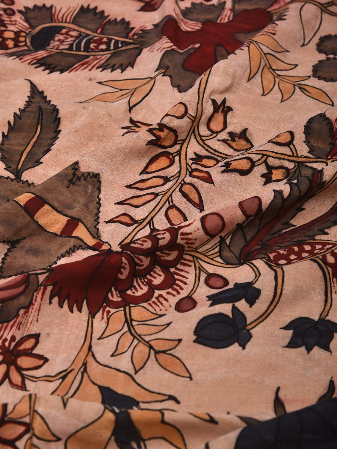 Cream Kalamkari Hand Painted Heavy Crepe Handloom 6mts Fabric with Exotic Flowers Design f0206