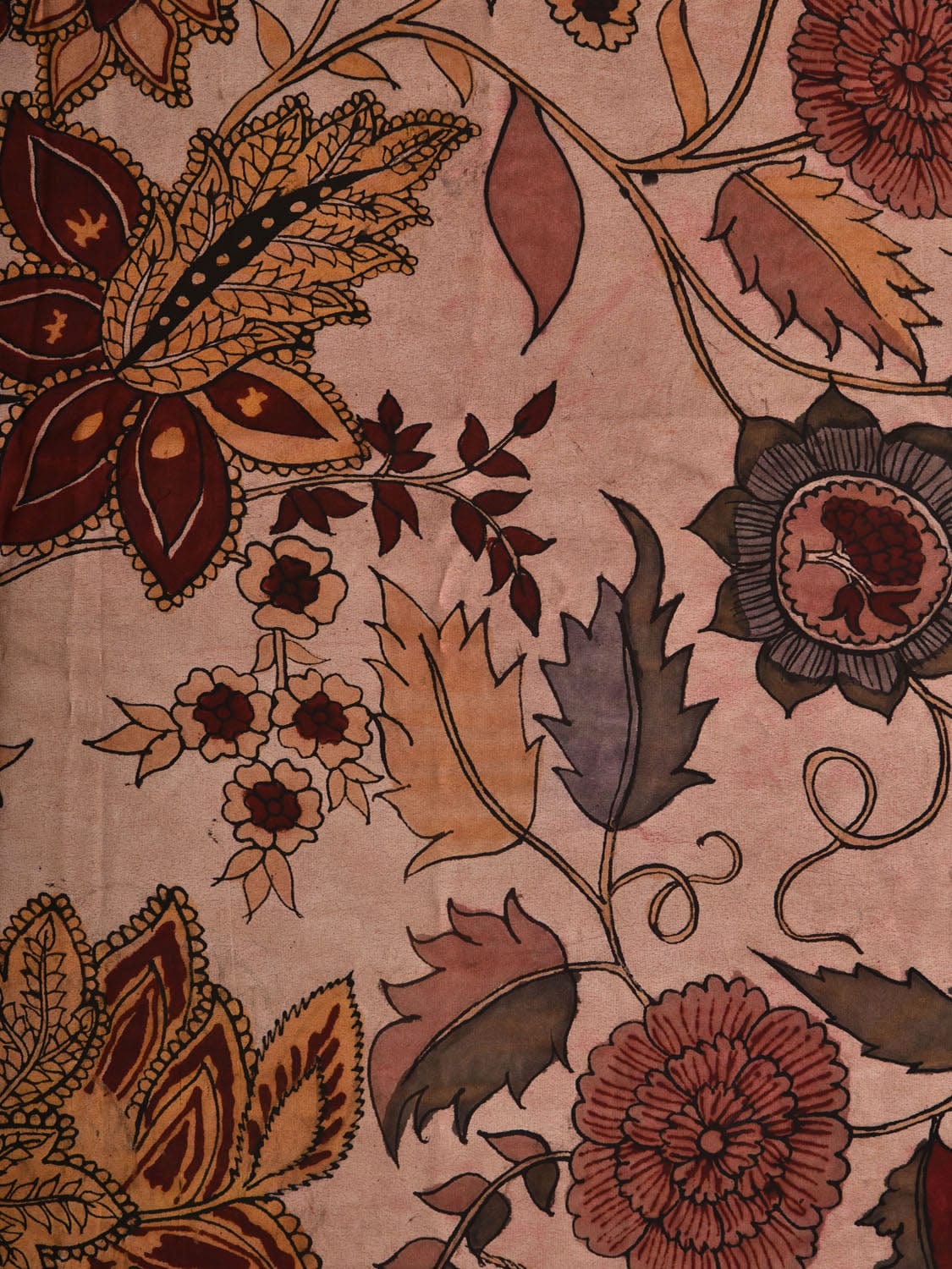 Cream Kalamkari Hand Painted Heavy Crepe Handloom 6mts Fabric with Exotic Flowers Design f0206