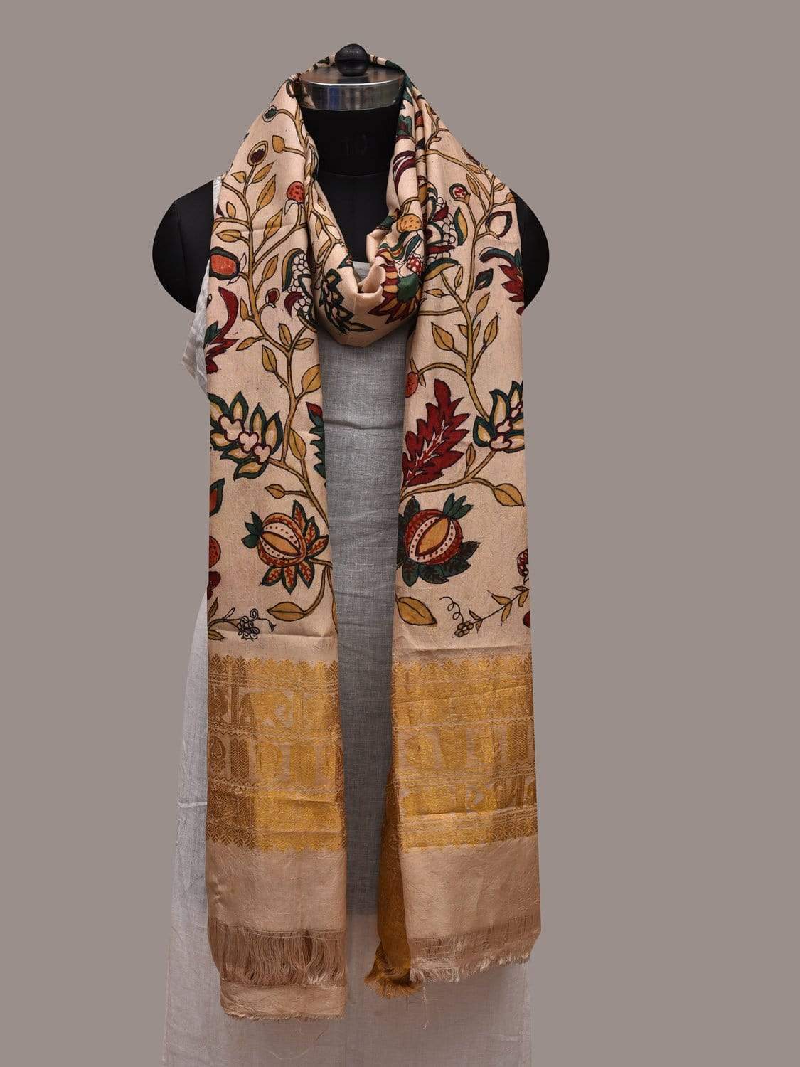Cream Kalamkari Hand Painted Kanchipuram Silk Handloom Dupatta with Floral Design ds2578