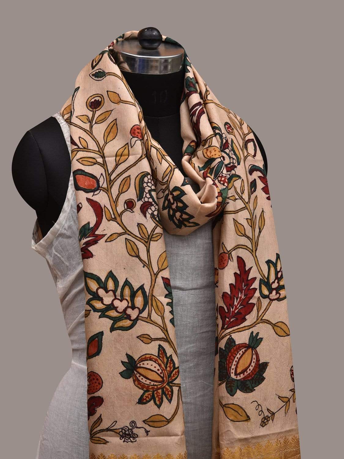 Cream Kalamkari Hand Painted Kanchipuram Silk Handloom Dupatta with Floral Design ds2578