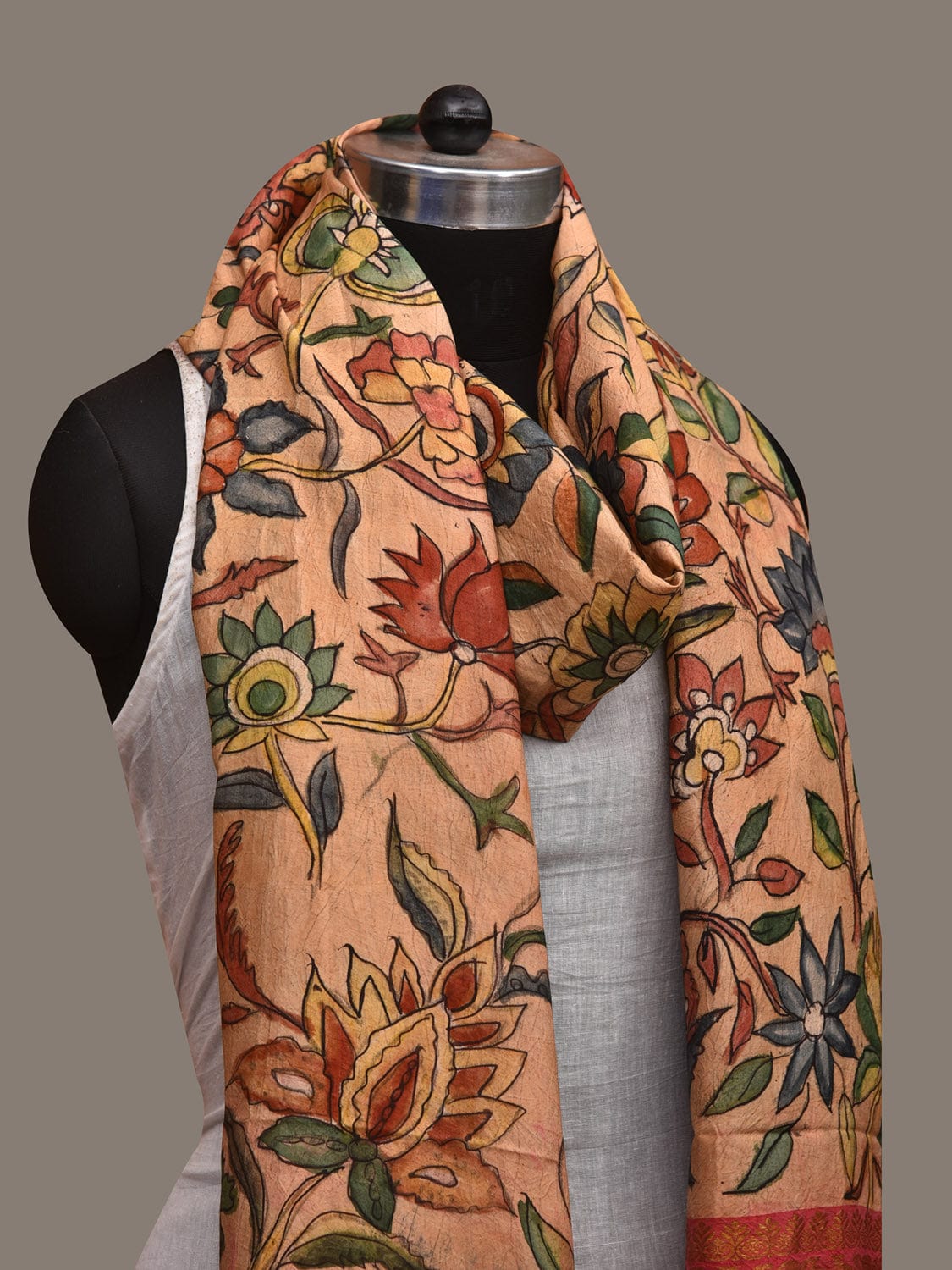 Cream Kalamkari Hand Painted Kanchipuram Silk Handloom Dupatta with Floral Design ds2971