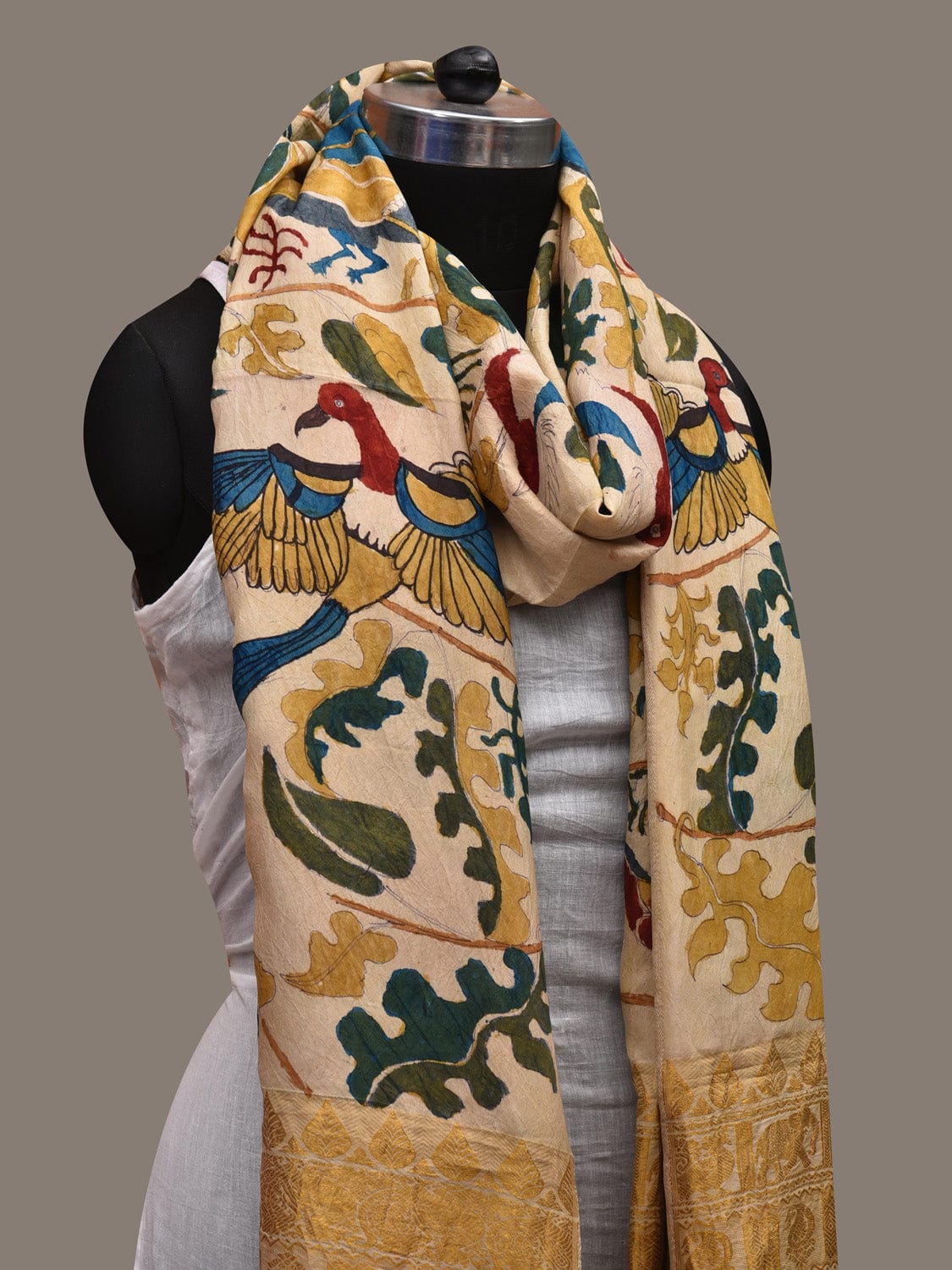 Cream Kalamkari Hand Painted Kanchipuram Silk Handloom Dupatta with Flowers and Birds Design ds2660