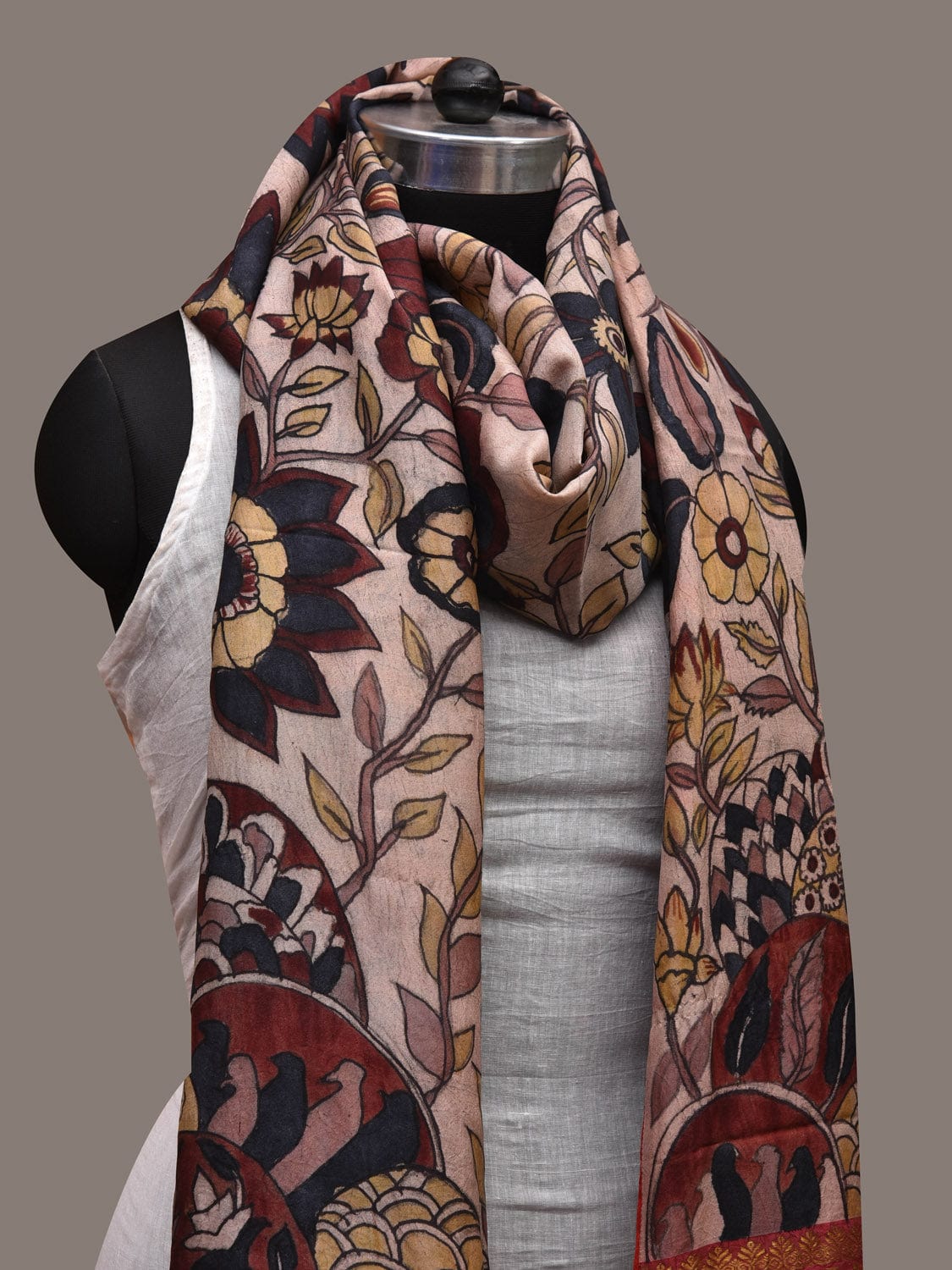 Cream Kalamkari Hand Painted Kanchipuram Silk Handloom Dupatta with Flowers Plant Design ds2705