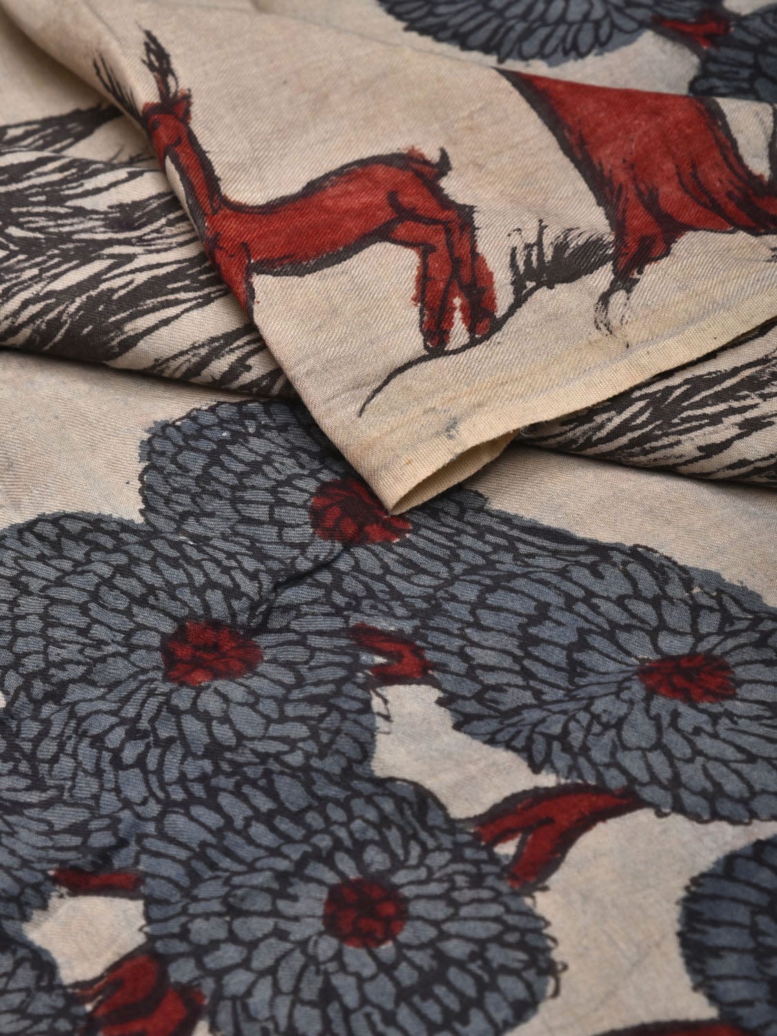 Cream Kalamkari Hand Painted Modal Cotton Handloom 3mts Fabric with Trees and Deers Design f0211