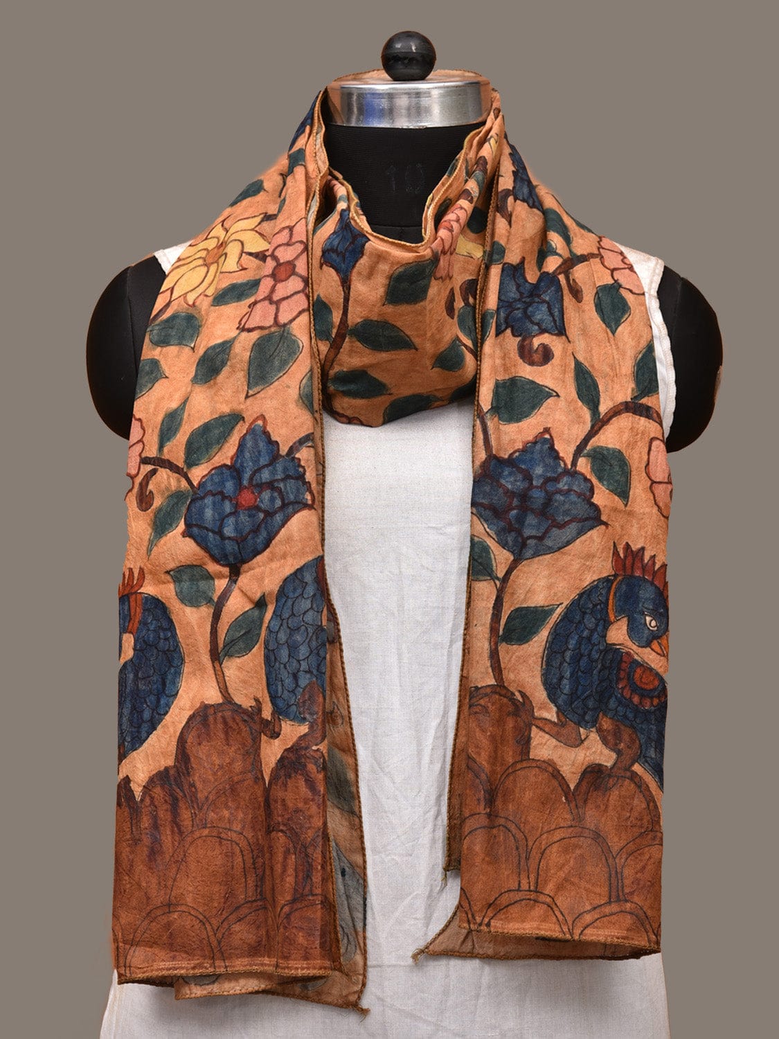Cream Kalamkari Hand Painted Sico Stole with Floral and Peacocks Design ds3221