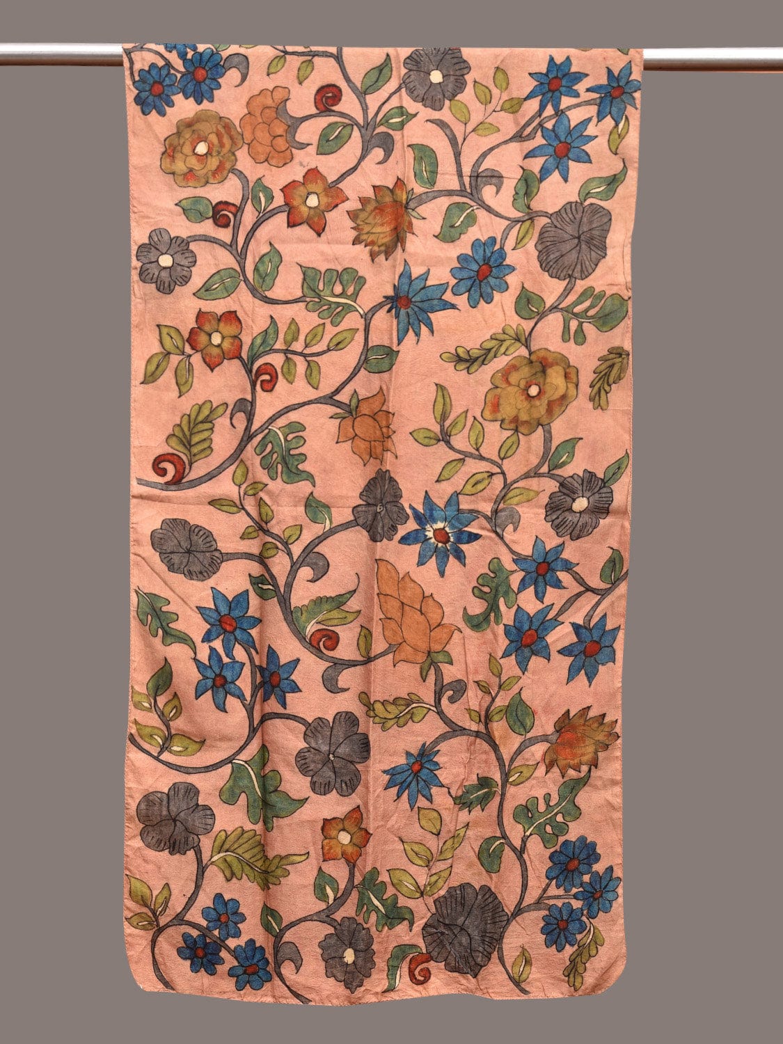 Cream Kalamkari Hand Painted Sico Stole with Floral Design ds3611