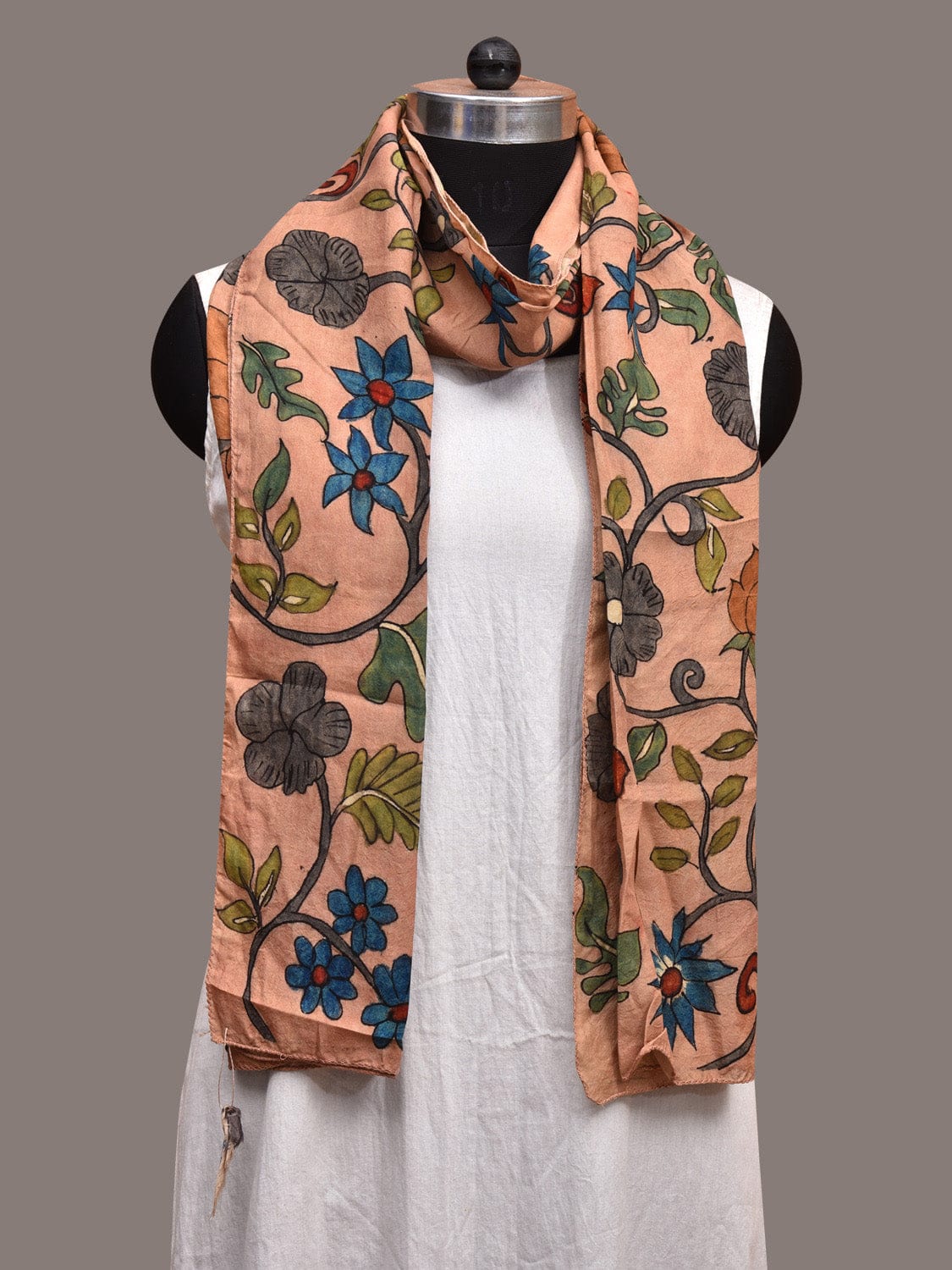 Cream Kalamkari Hand Painted Sico Stole with Floral Design ds3611