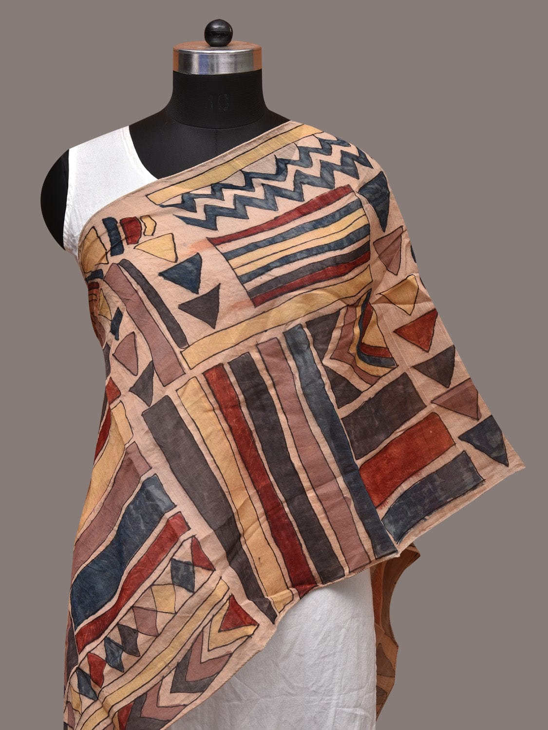 Cream Kalamkari Hand Painted Sico Stole with Geometric Design ds3566