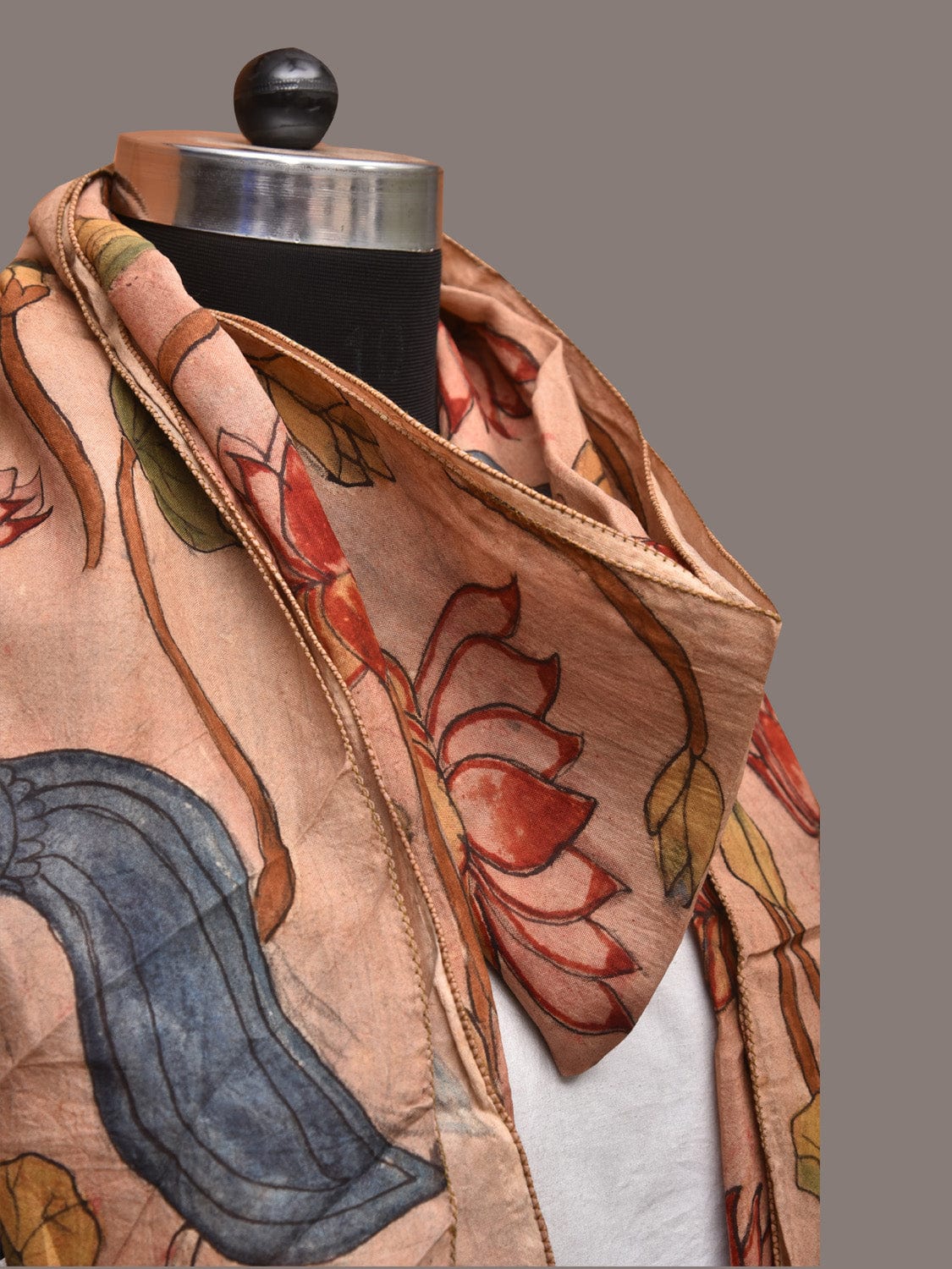 Cream Kalamkari Hand Painted Sico Stole with Lotus and Peacocks Design ds3411